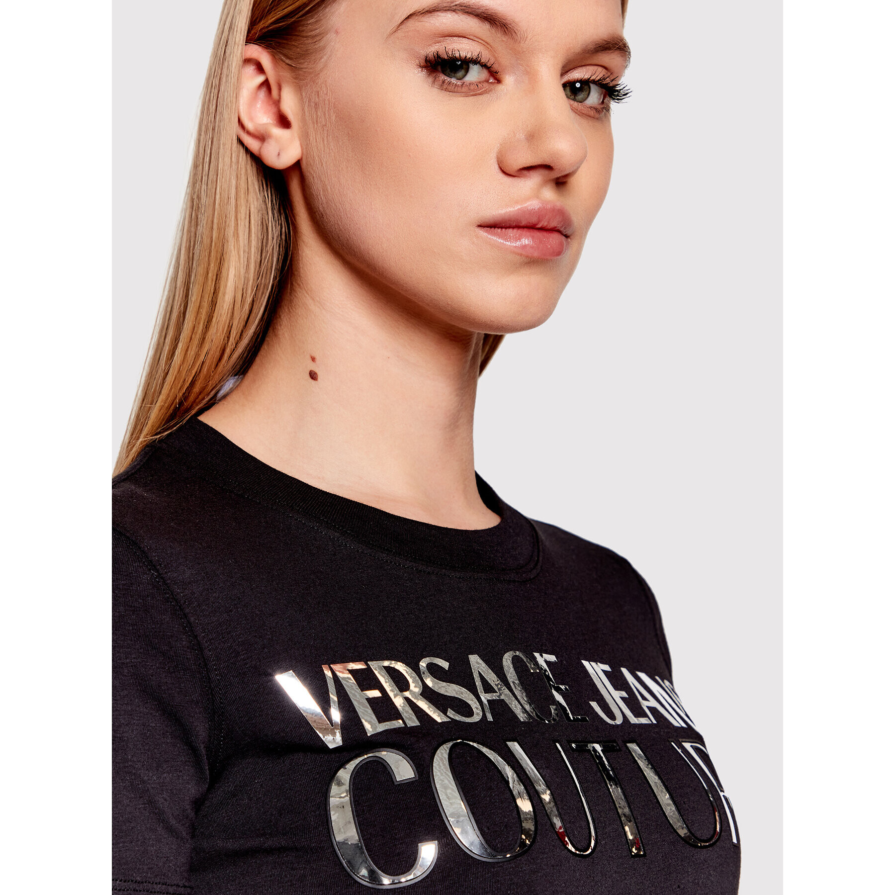 Versace Jeans Couture Тишърт Mirror 72HAHG01 Черен Regular Fit - Pepit.bg