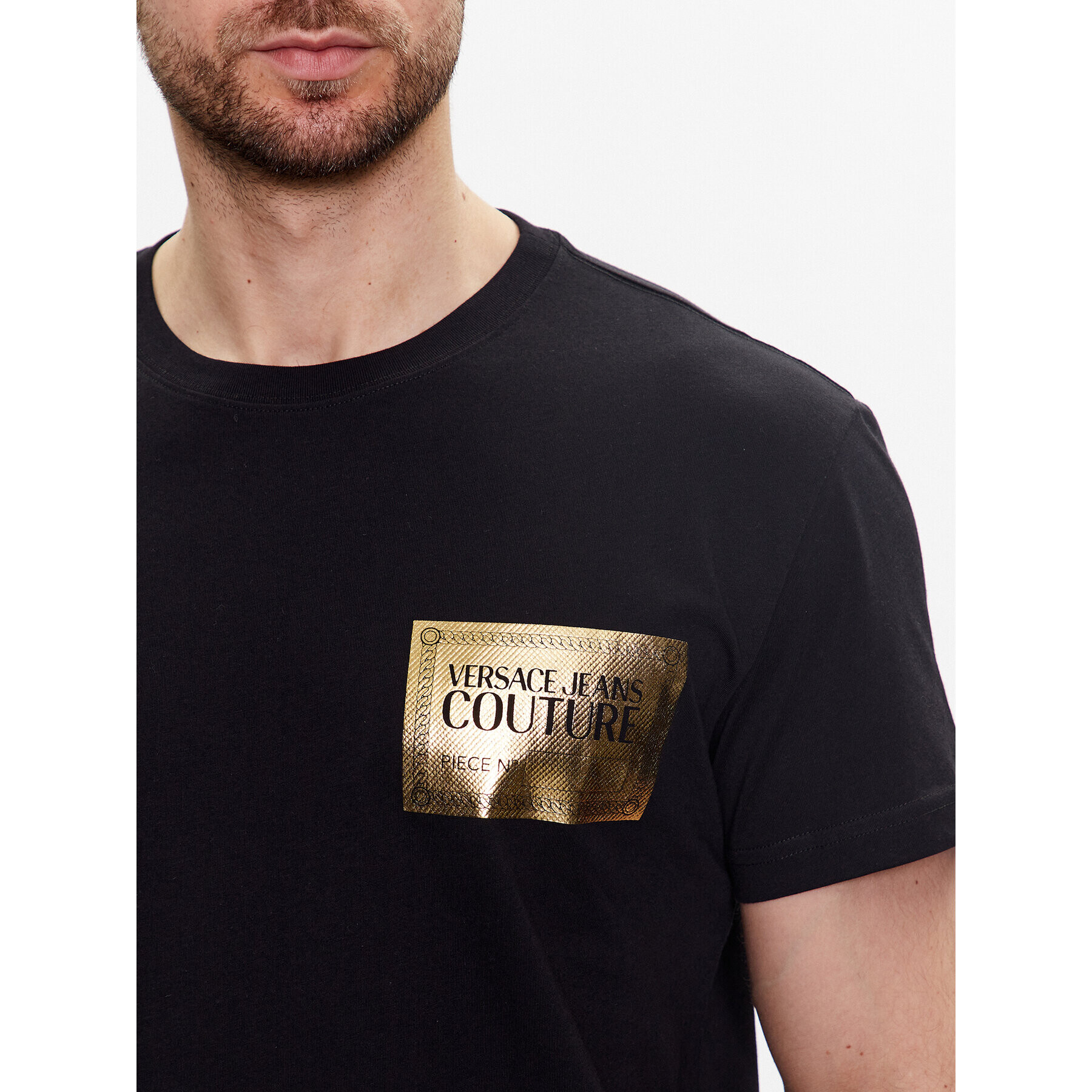 Versace Jeans Couture Тишърт Piece Text Foil 74GAHG02 Черен Regular Fit - Pepit.bg