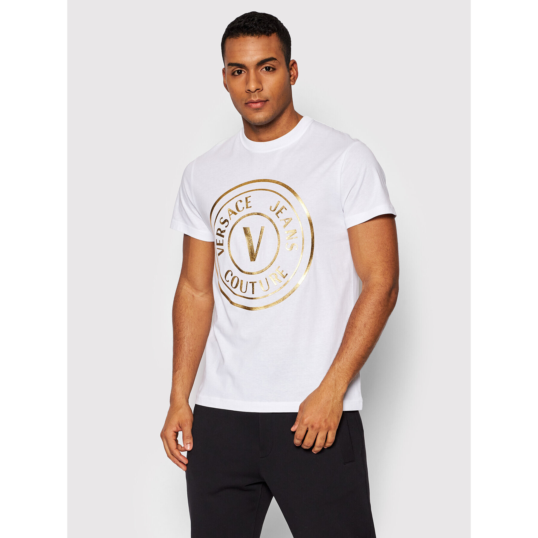 Versace Jeans Couture Тишърт Vemblem Thick Foil 72GAHT03 Бял Regular Fit - Pepit.bg