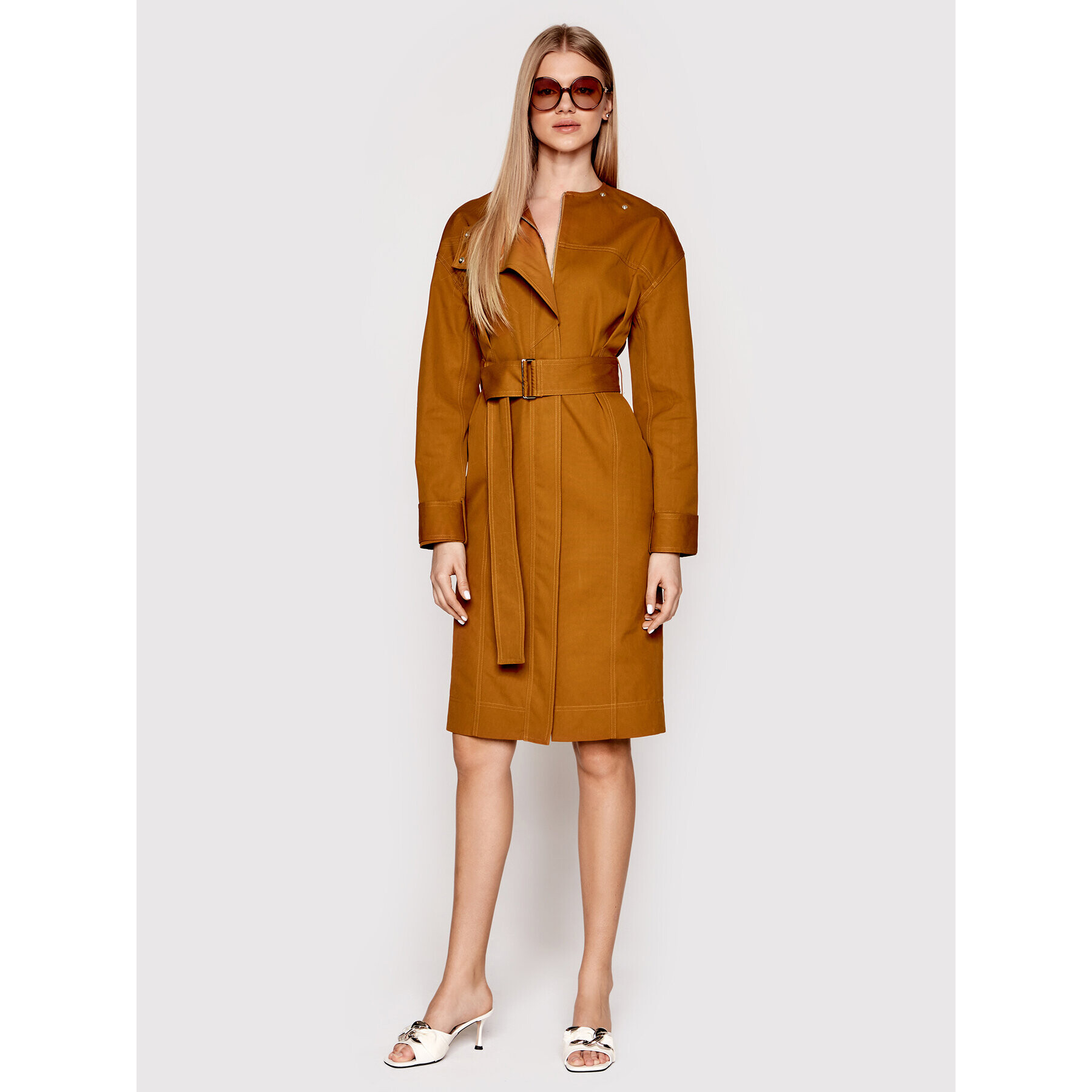 Victoria Victoria Beckham Ежедневна рокля 1122WDR003327C Кафяв Regular Fit - Pepit.bg