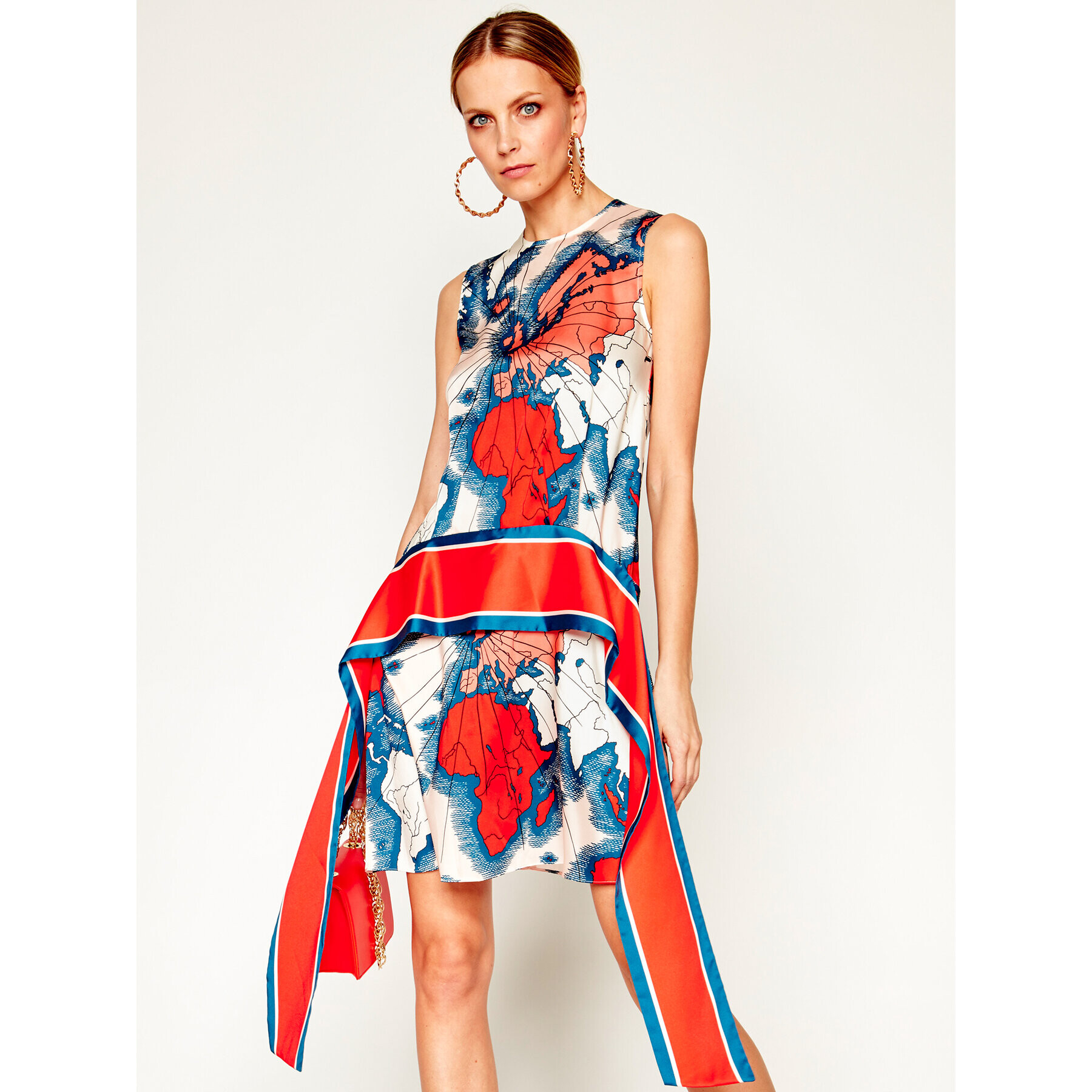 Victoria Victoria Beckham Лятна рокля Printed Heavy Poly 2120WDR000489A Цветен Regular Fit - Pepit.bg