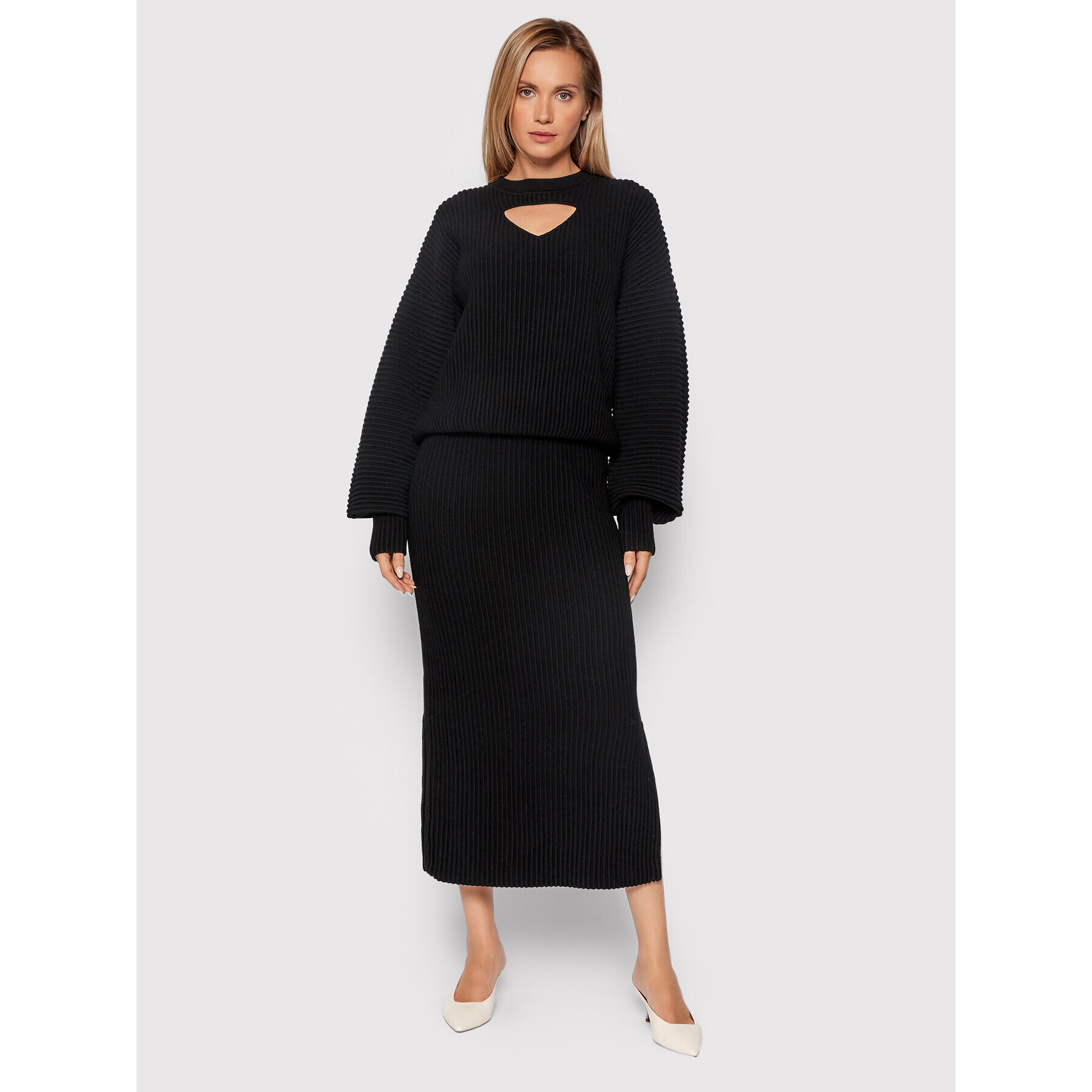 Victoria Victoria Beckham Плетена рокля 2321KDR002998A Черен Regular Fit - Pepit.bg