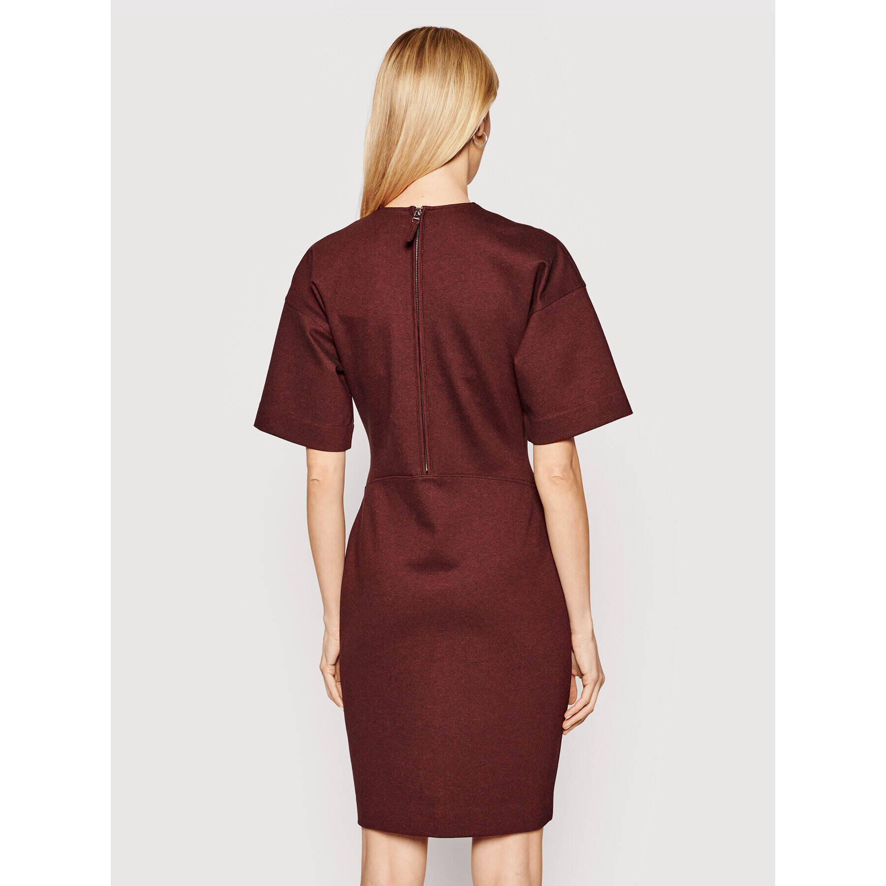 Victoria Victoria Beckham Плетена рокля Ponti 2221JDR002477A Бордо Slim Fit - Pepit.bg