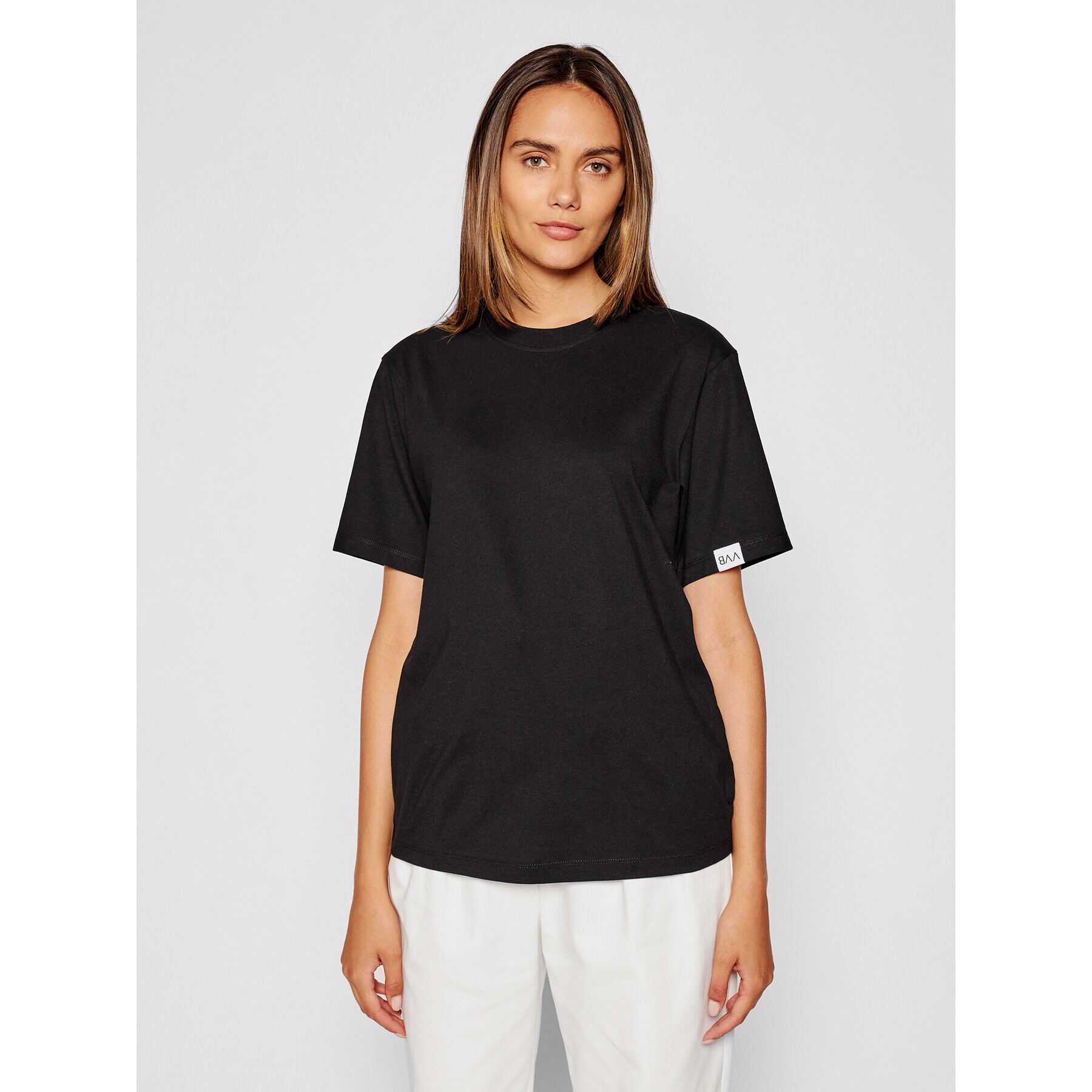 Victoria Victoria Beckham Тишърт Logo Tag 2321JTS003085A Черен Regular Fit - Pepit.bg