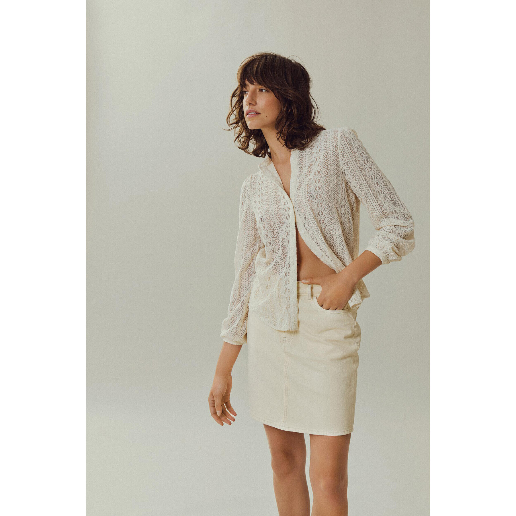 Vila Блуза Chikka 14082977 Екрю Regular Fit - Pepit.bg