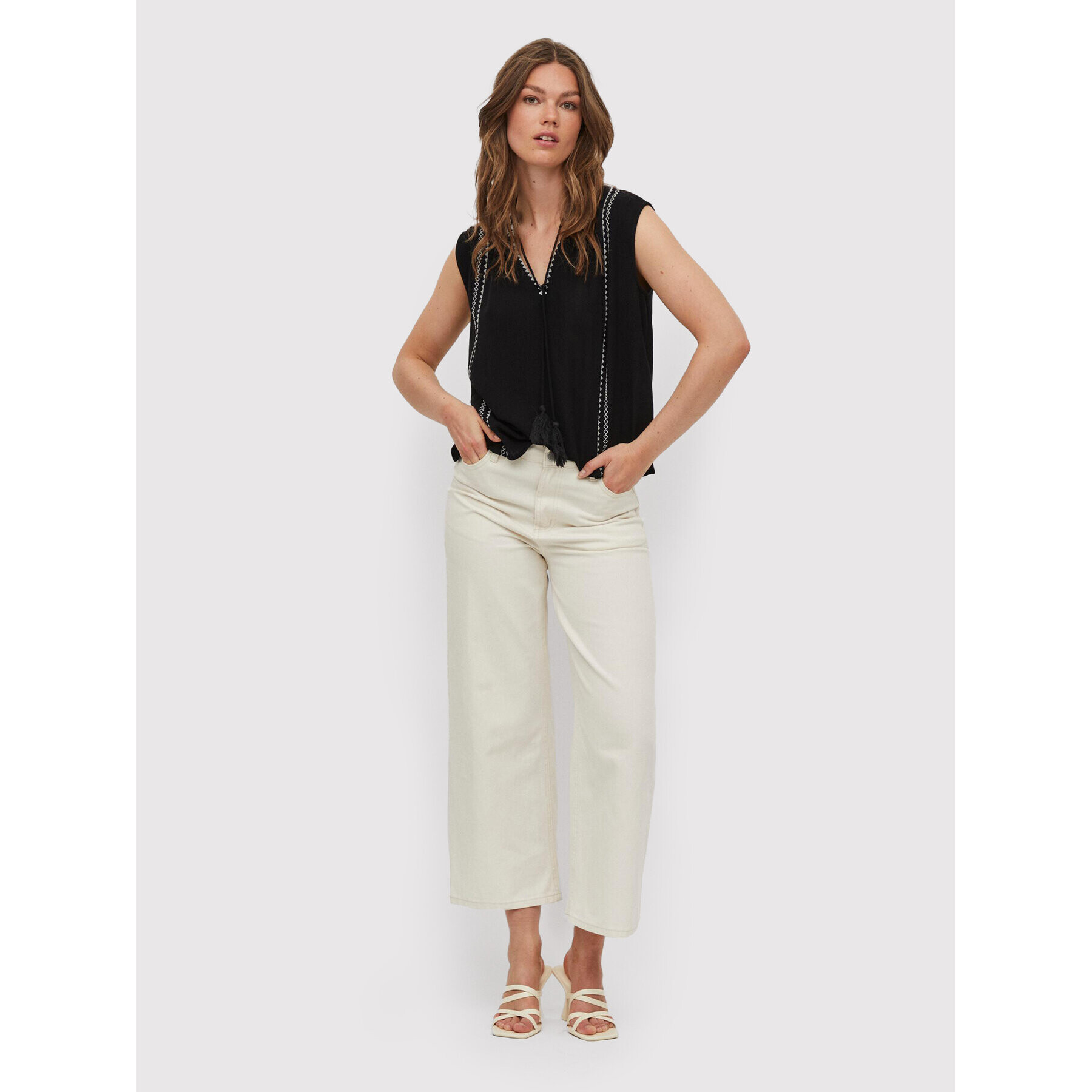 Vila Блуза Michelle 14075275 Черен Regular Fit - Pepit.bg