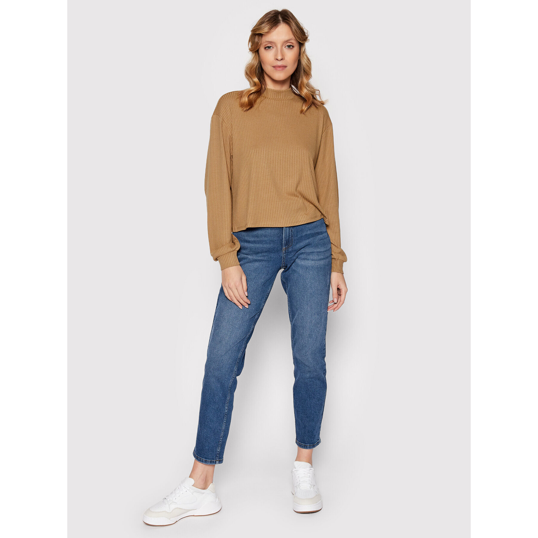 Vila Блуза Ribbi 14065569 Кафяв Relaxed Fit - Pepit.bg
