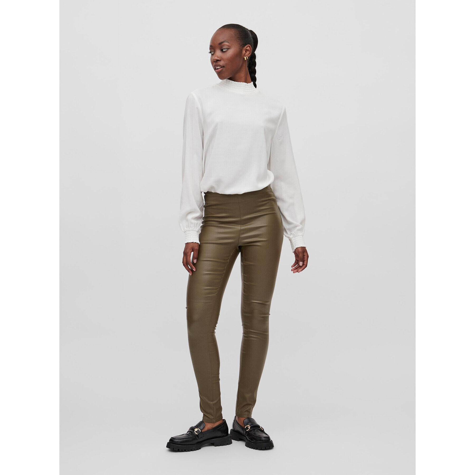 Vila Клин Commit 14079967 Кафяв Slim Fit - Pepit.bg