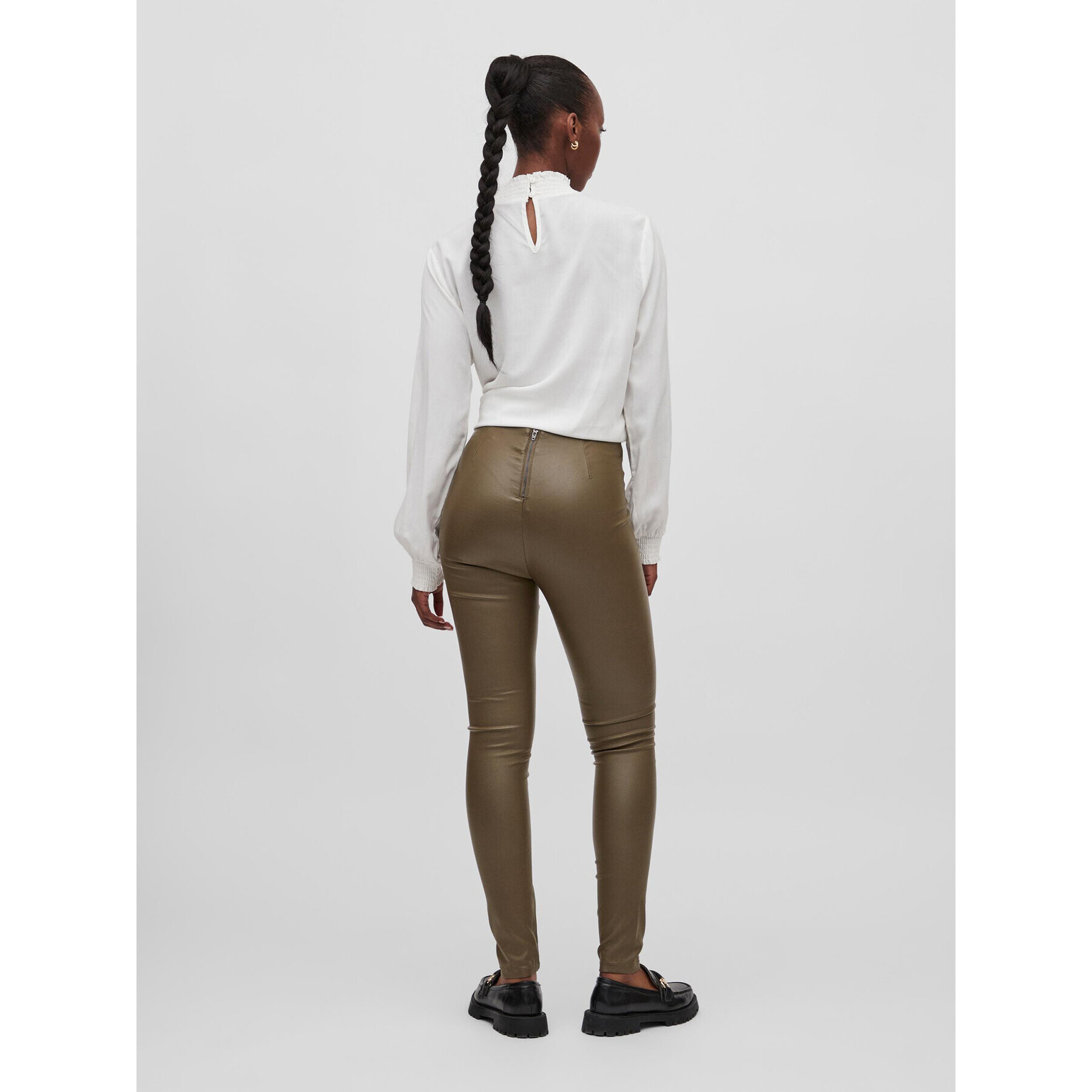 Vila Клин Commit 14079967 Кафяв Slim Fit - Pepit.bg