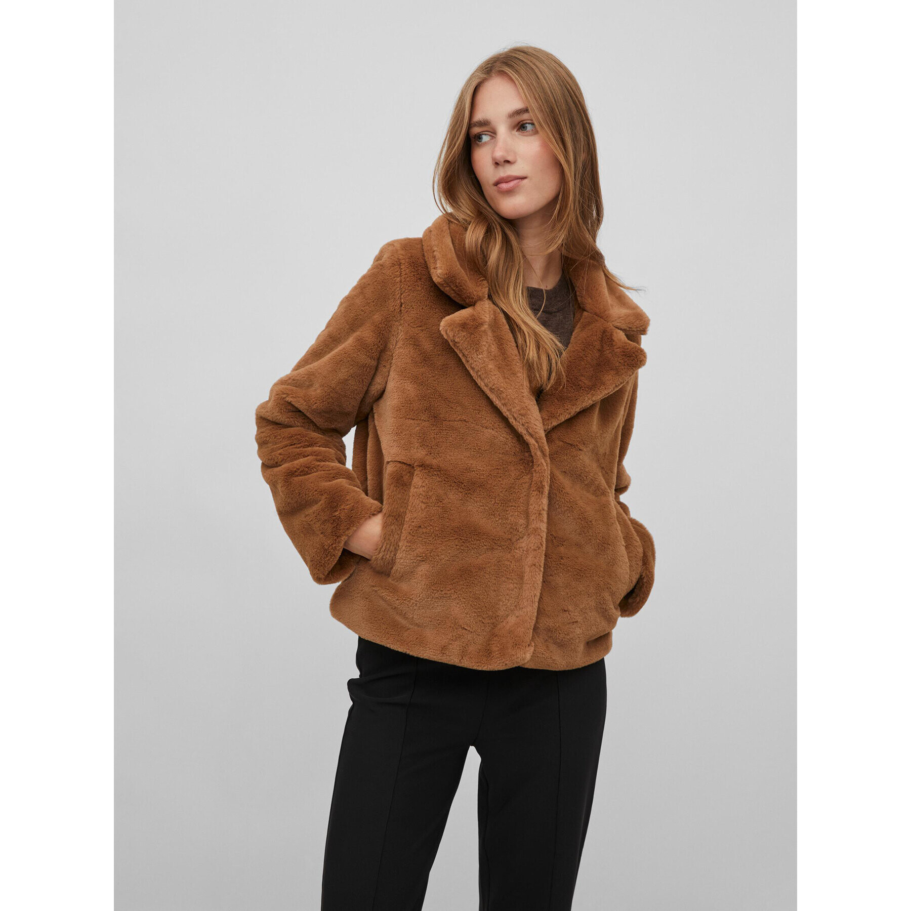 Vila Кожено палто Ebba 14075137 Кафяв Relaxed Fit - Pepit.bg