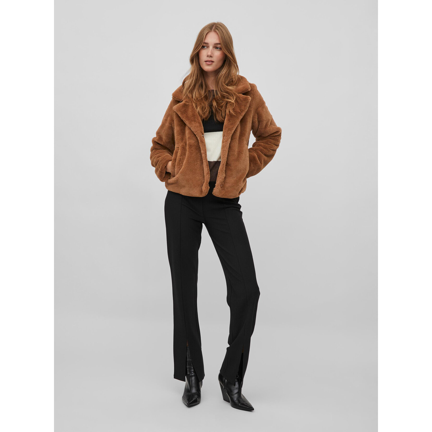 Vila Кожено палто Ebba 14075137 Кафяв Relaxed Fit - Pepit.bg
