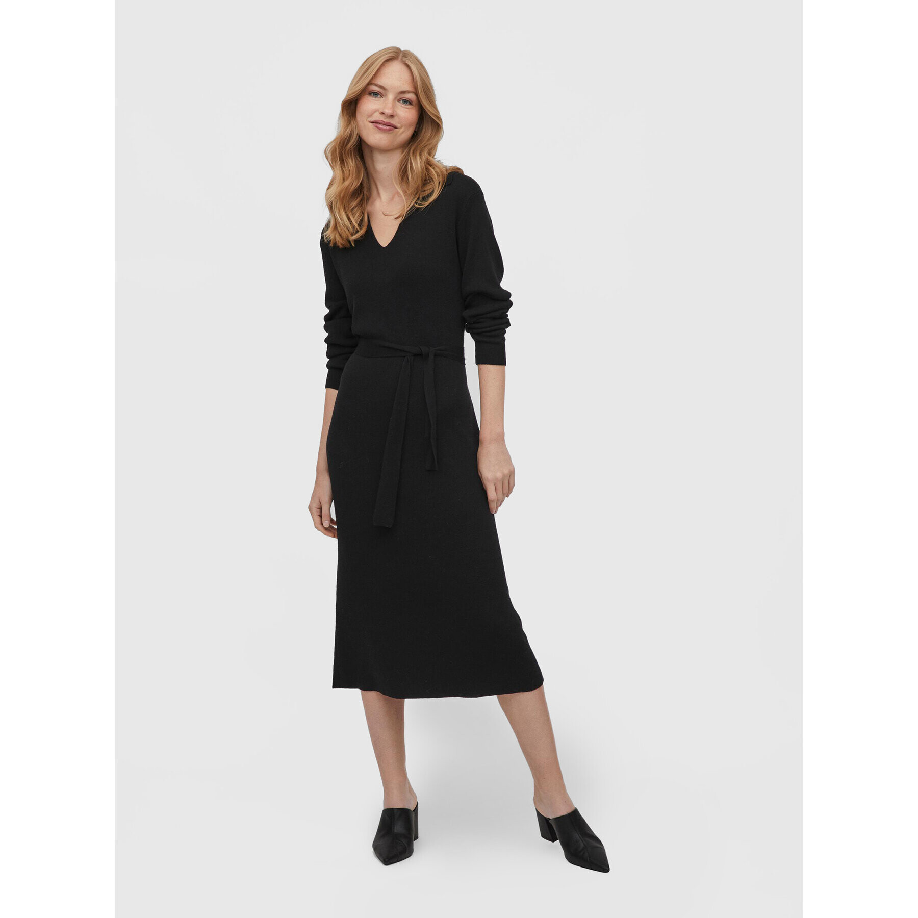 Vila Плетена рокля Marla 14076044 Черен Regular Fit - Pepit.bg
