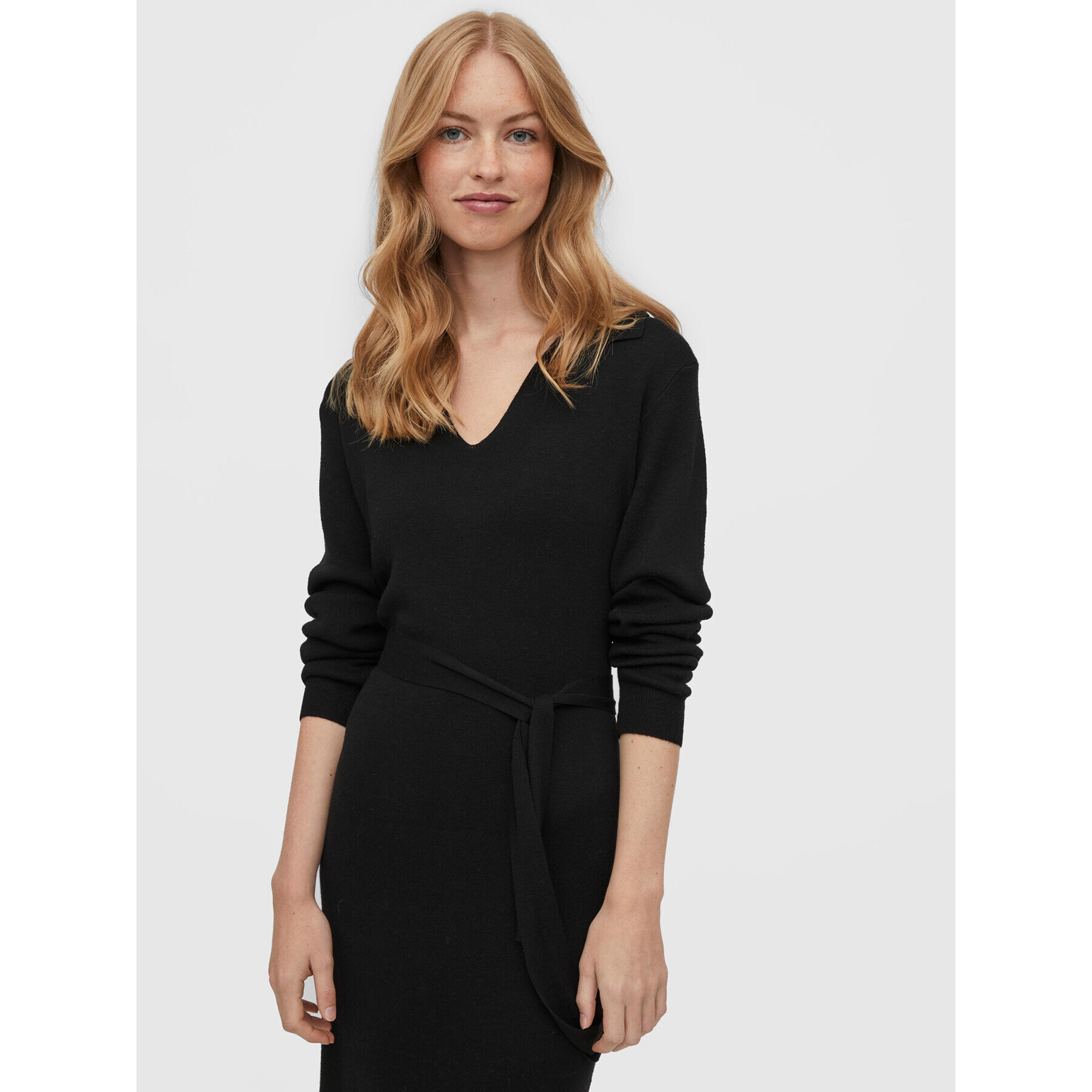 Vila Плетена рокля Marla 14076044 Черен Regular Fit - Pepit.bg
