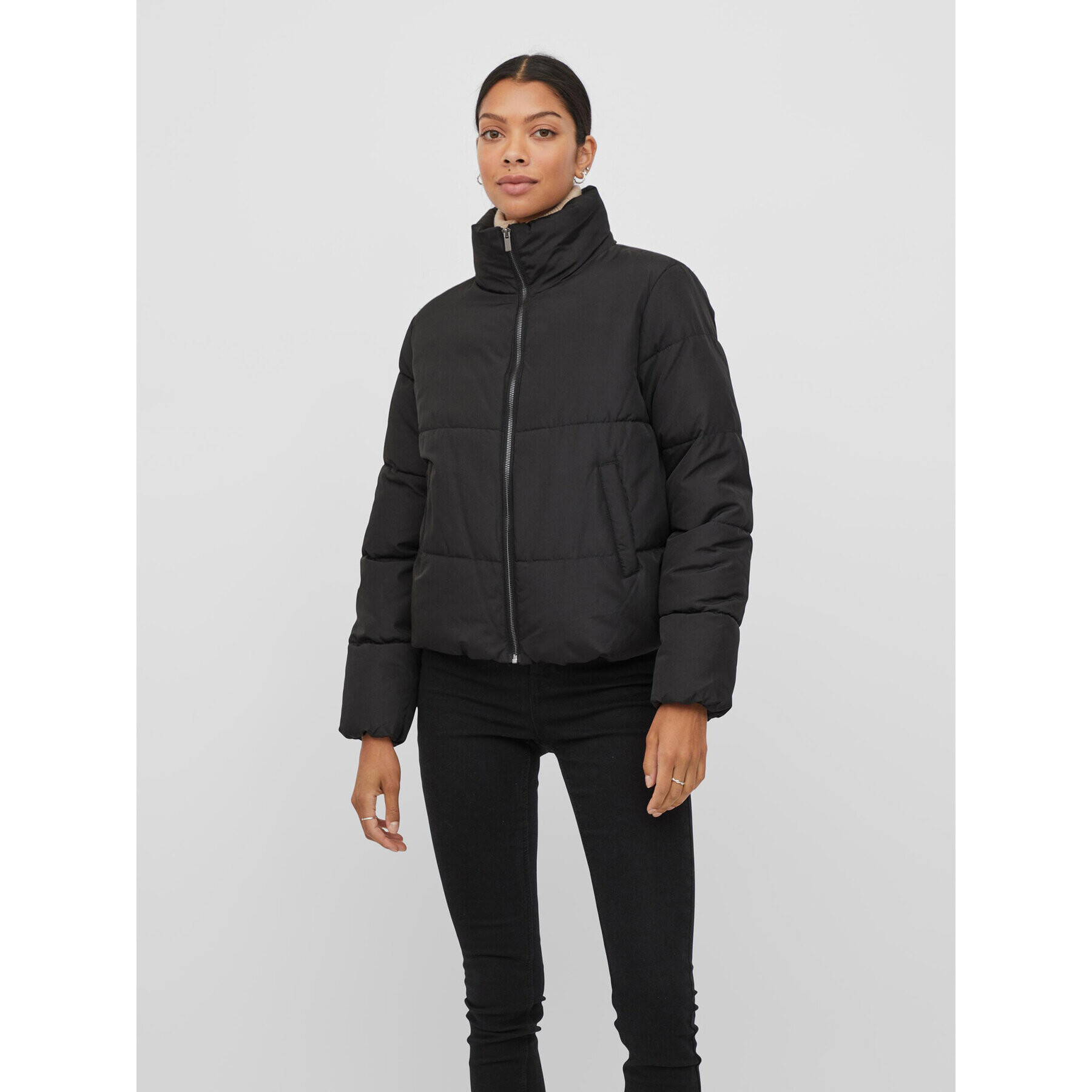 Vila Пухено яке 14076559 Черен Regular Fit - Pepit.bg