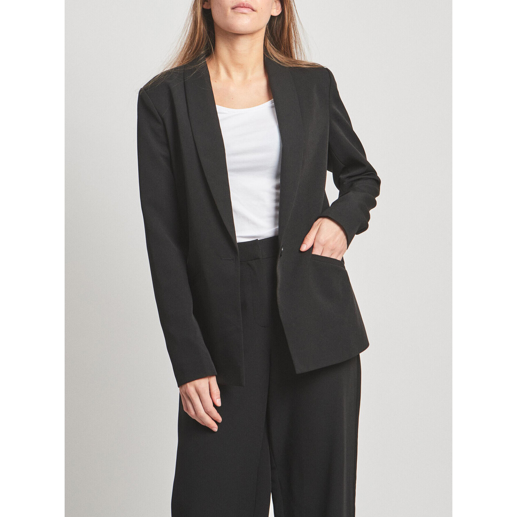 Vila Сако Kamma 14082535 Черен Regular Fit - Pepit.bg