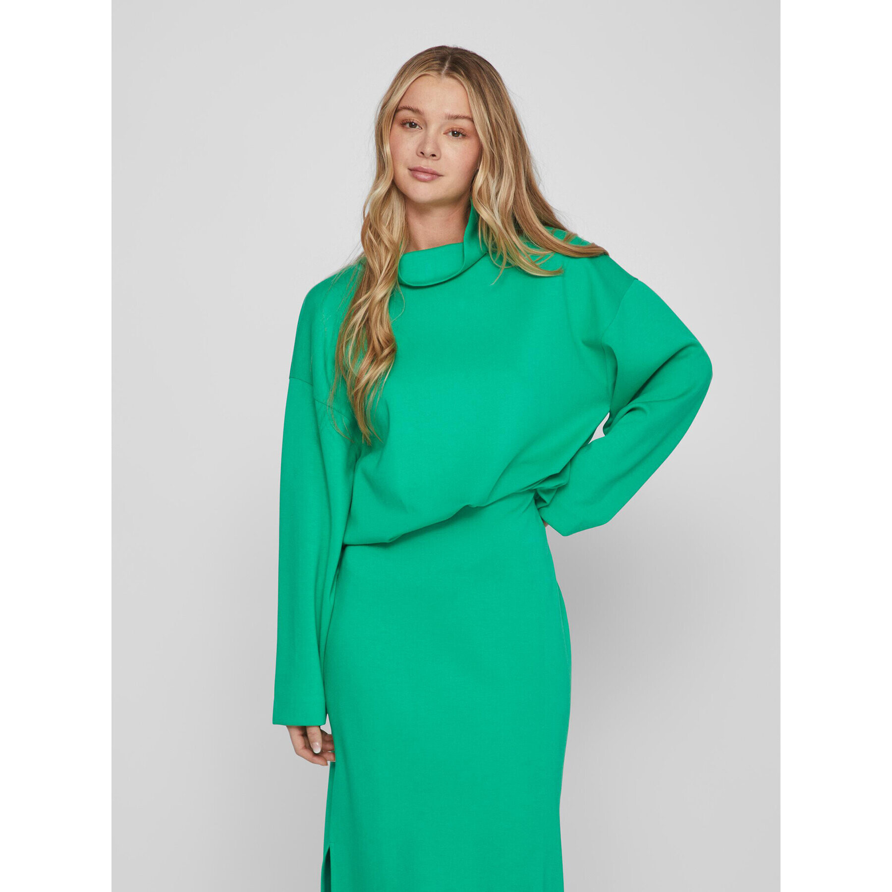 Vila Суитшърт 14088385 Зелен Relaxed Fit - Pepit.bg