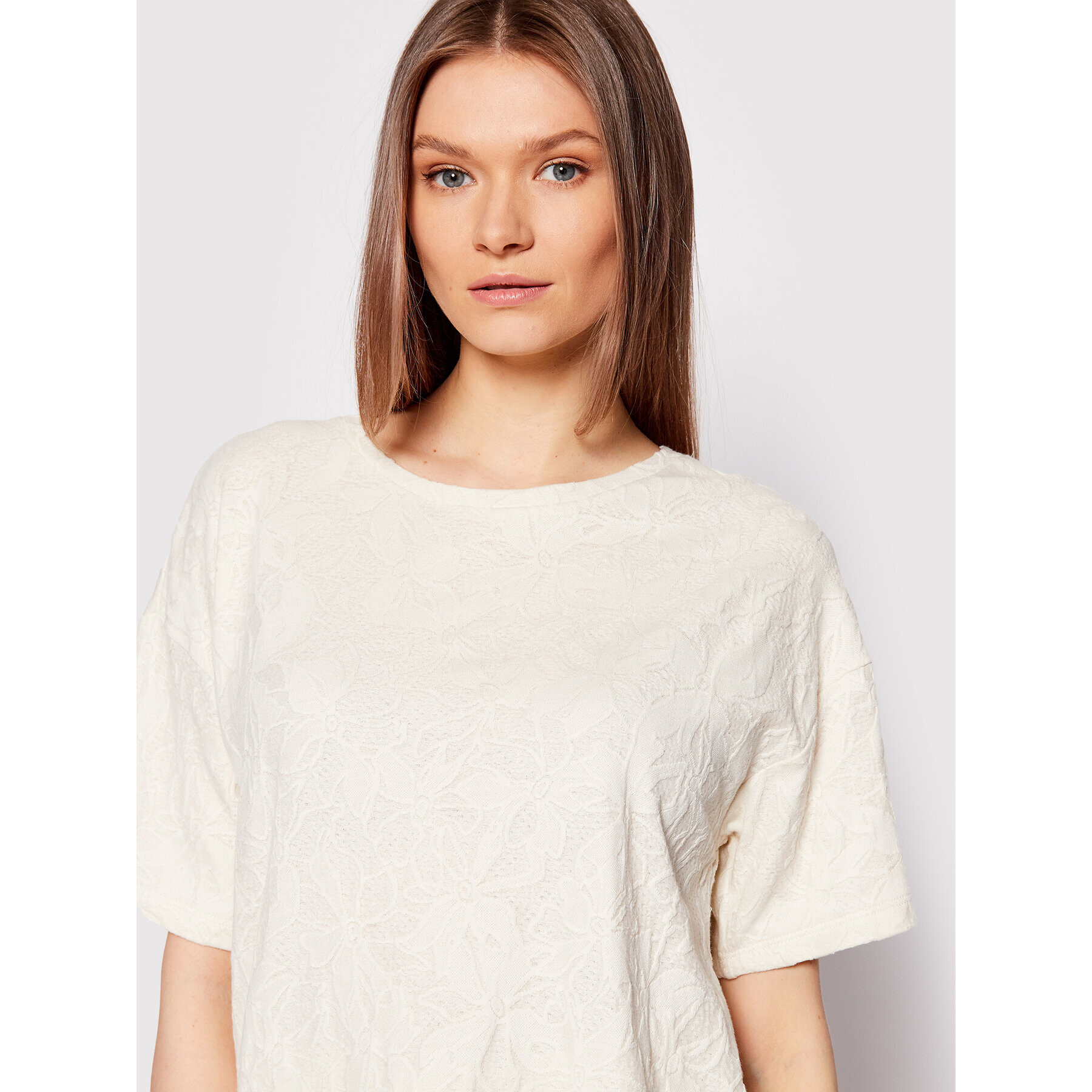 Vila Тишърт Blomst 14075207 Бежов Relaxed Fit - Pepit.bg