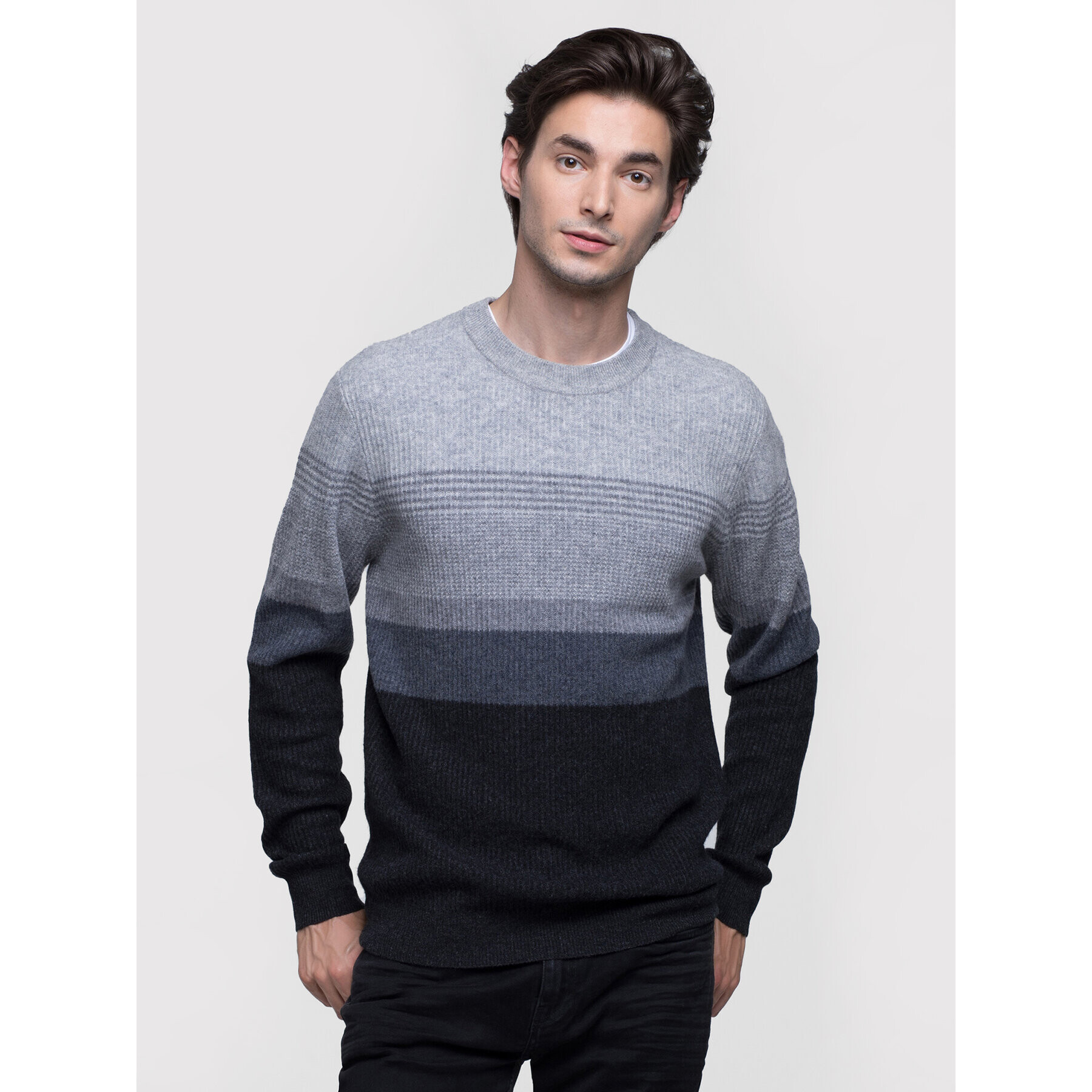 Vistula Пуловер Clifford XA0663 Сив Regular Fit - Pepit.bg