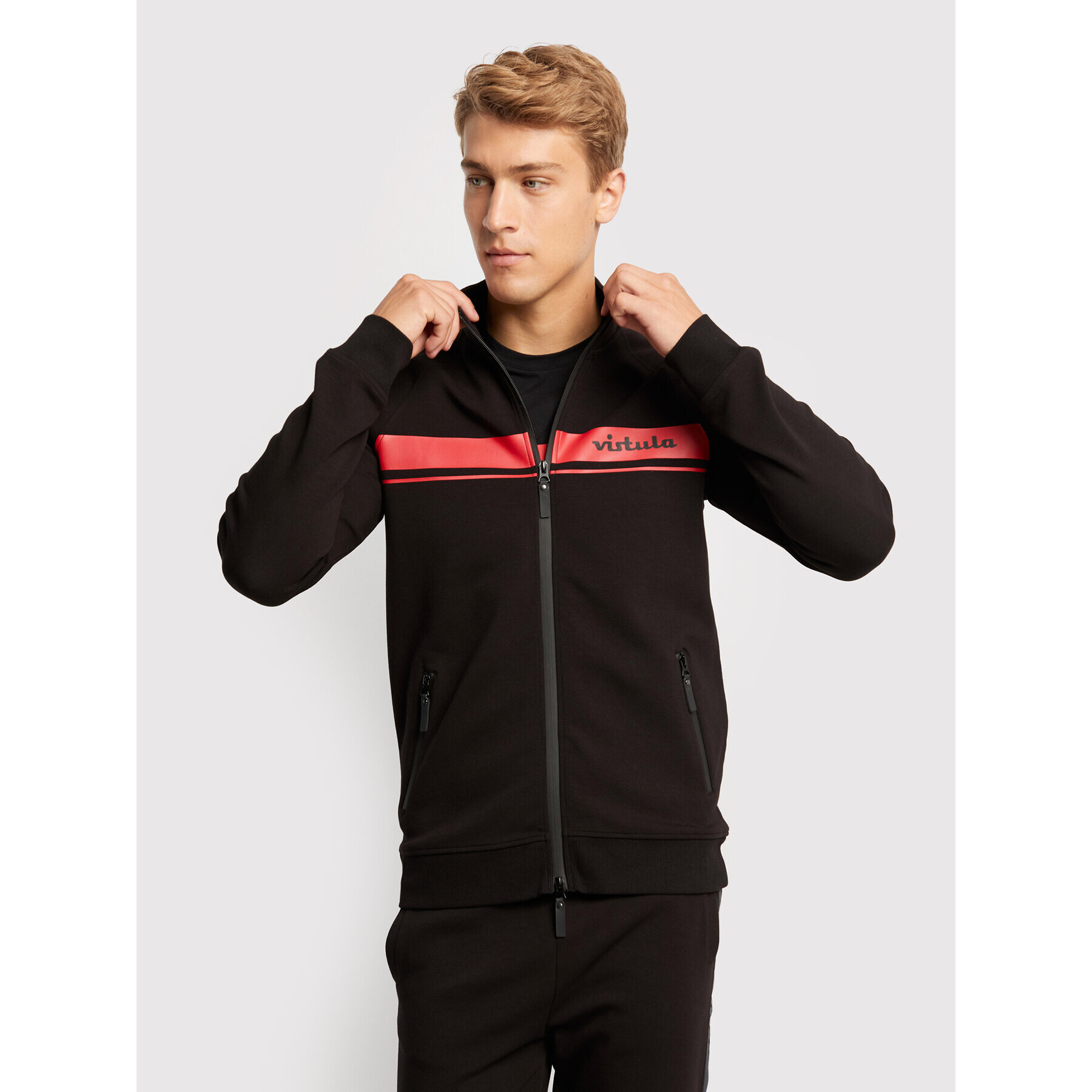 Vistula Суитшърт Chaves XA1530 Черен Regular Fit - Pepit.bg