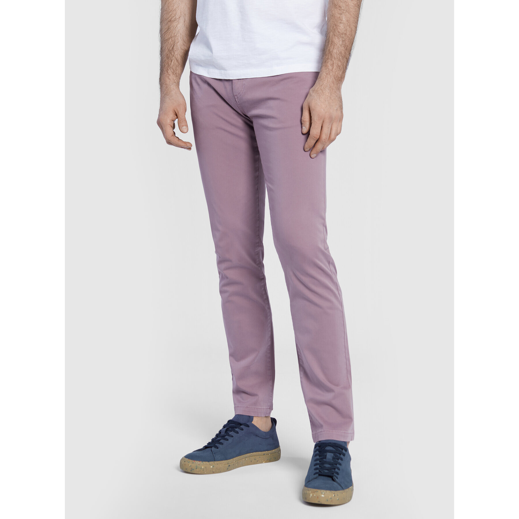 Vistula Текстилни панталони Baldwin XA1300 Виолетов Slim Fit - Pepit.bg