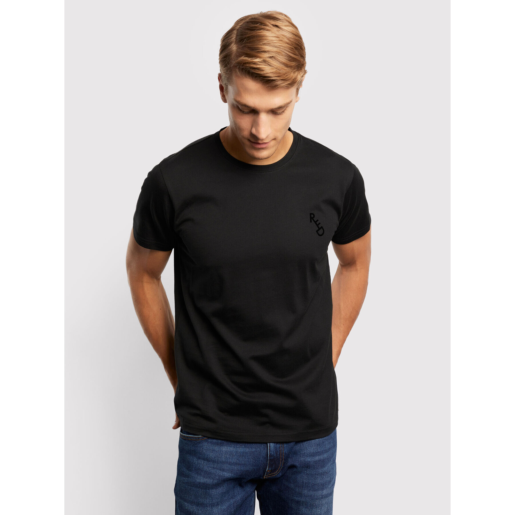 Vistula Тишърт Andy T RX1558 Черен Regular Fit - Pepit.bg