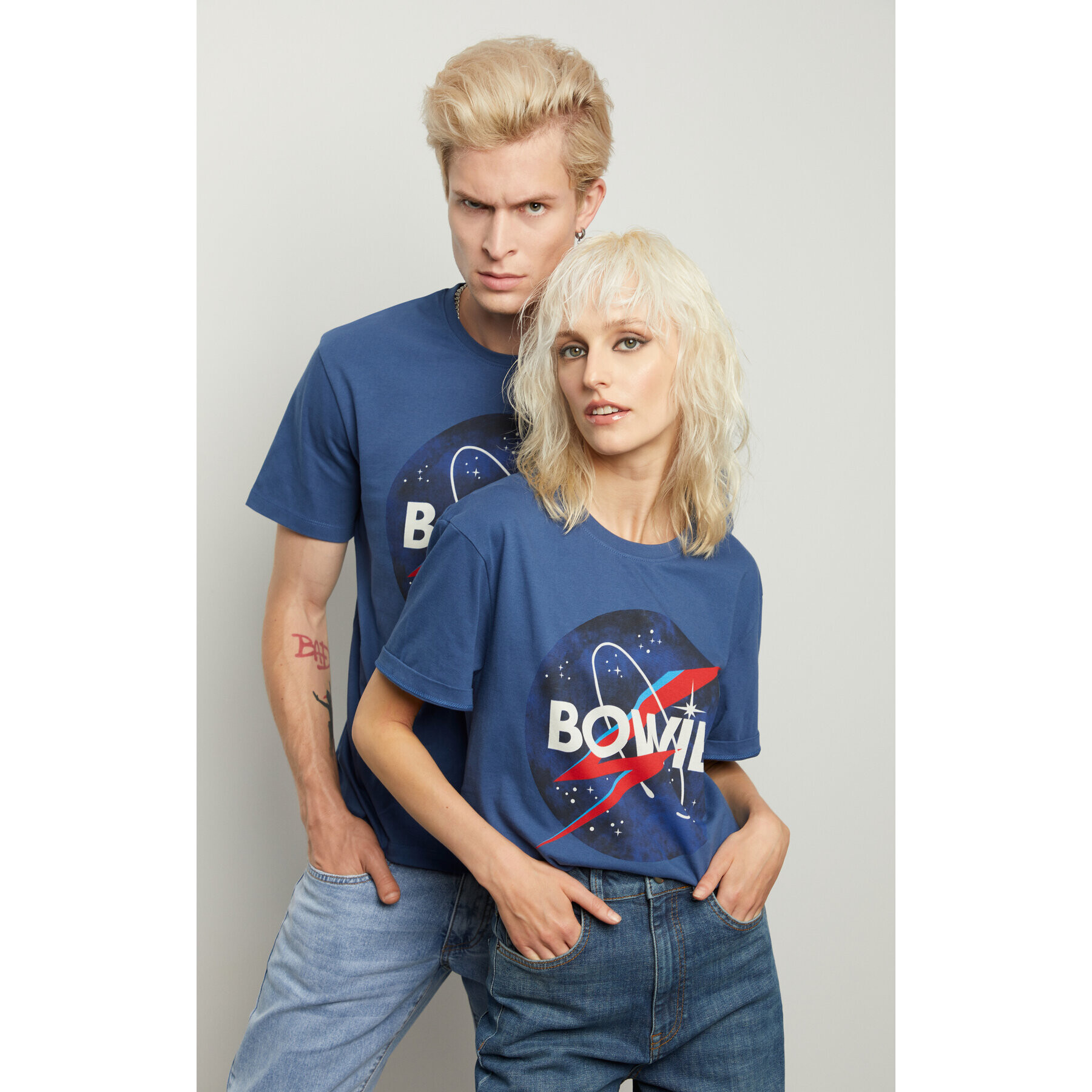 Vistula Тишърт Unisex David Bowie 9 XA1343 Син Regular Fit - Pepit.bg