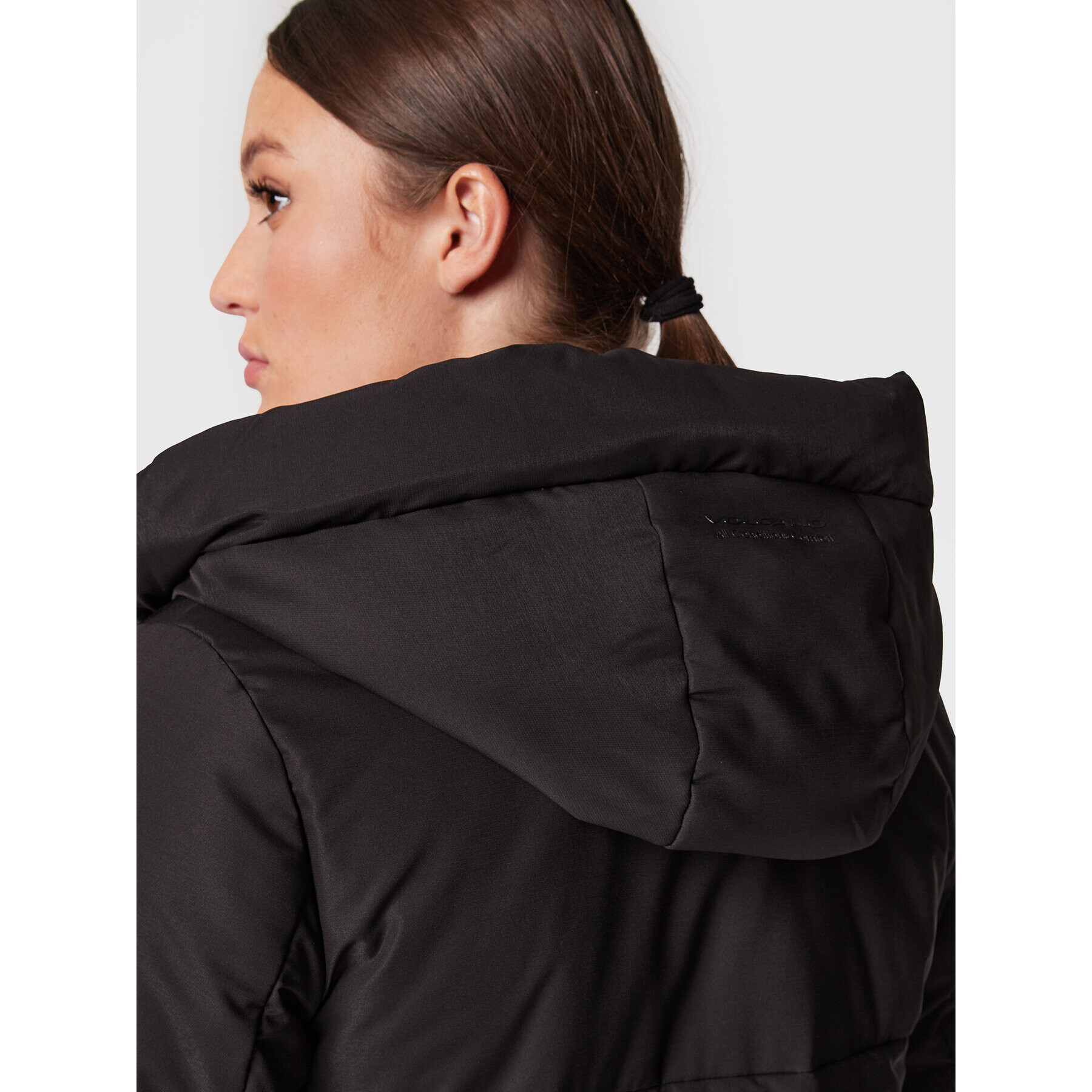 Volcano Пухено яке J-Vienna L22364-W23 Черен Regular Fit - Pepit.bg