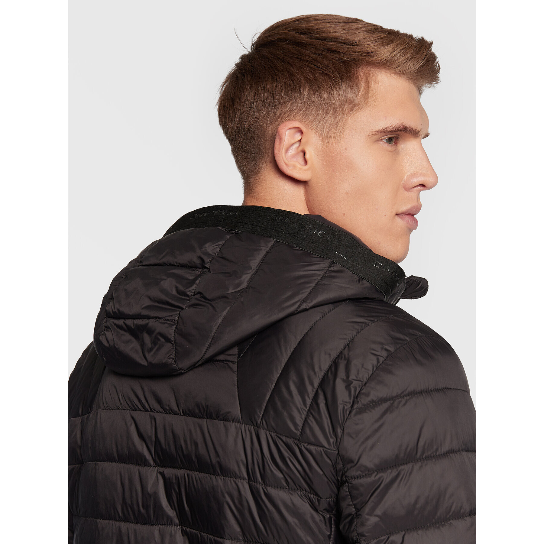 Volcano Пухено яке J-Kerst M06087-W23 Черен Regular Fit - Pepit.bg