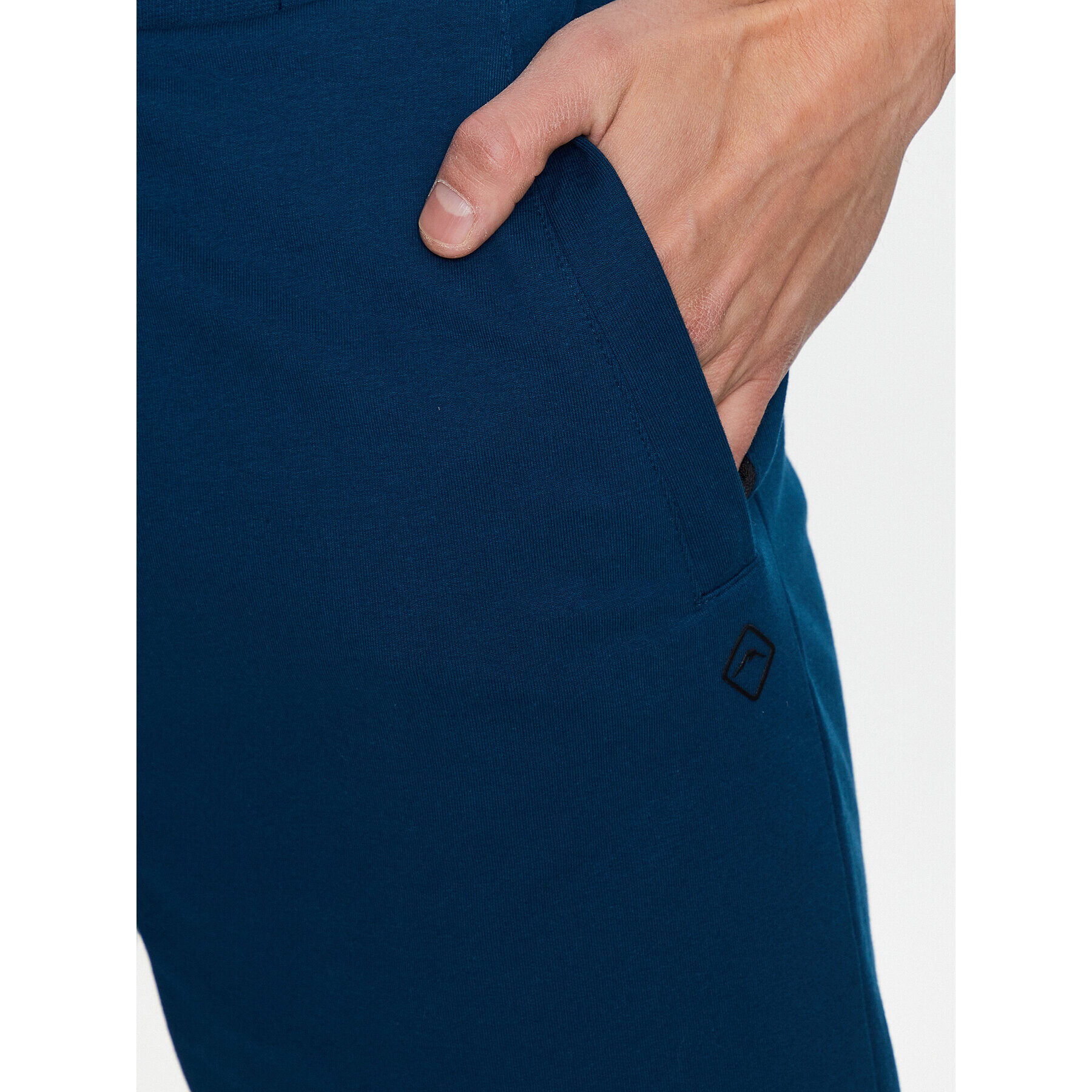 Volcano Спортни шорти N-Tando M44081 Син Regular Fit - Pepit.bg
