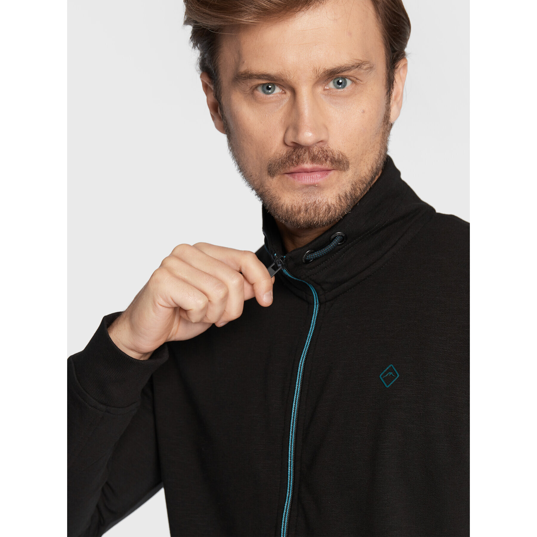 Volcano Суитшърт B-Bix M01159-W23 Черен Regular Fit - Pepit.bg