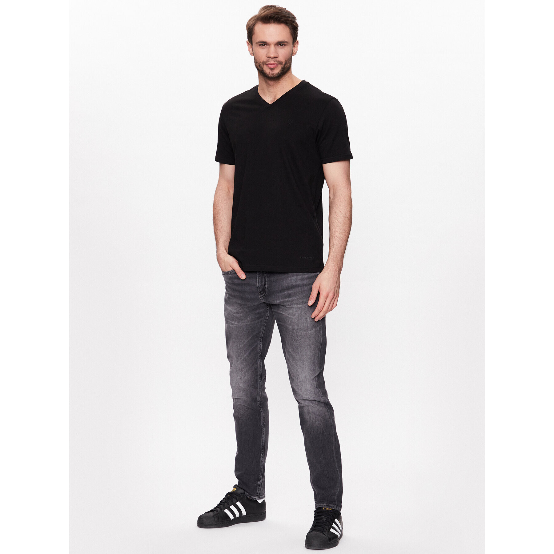 Volcano Тишърт Slit M02370-S23 Черен Regular Fit - Pepit.bg