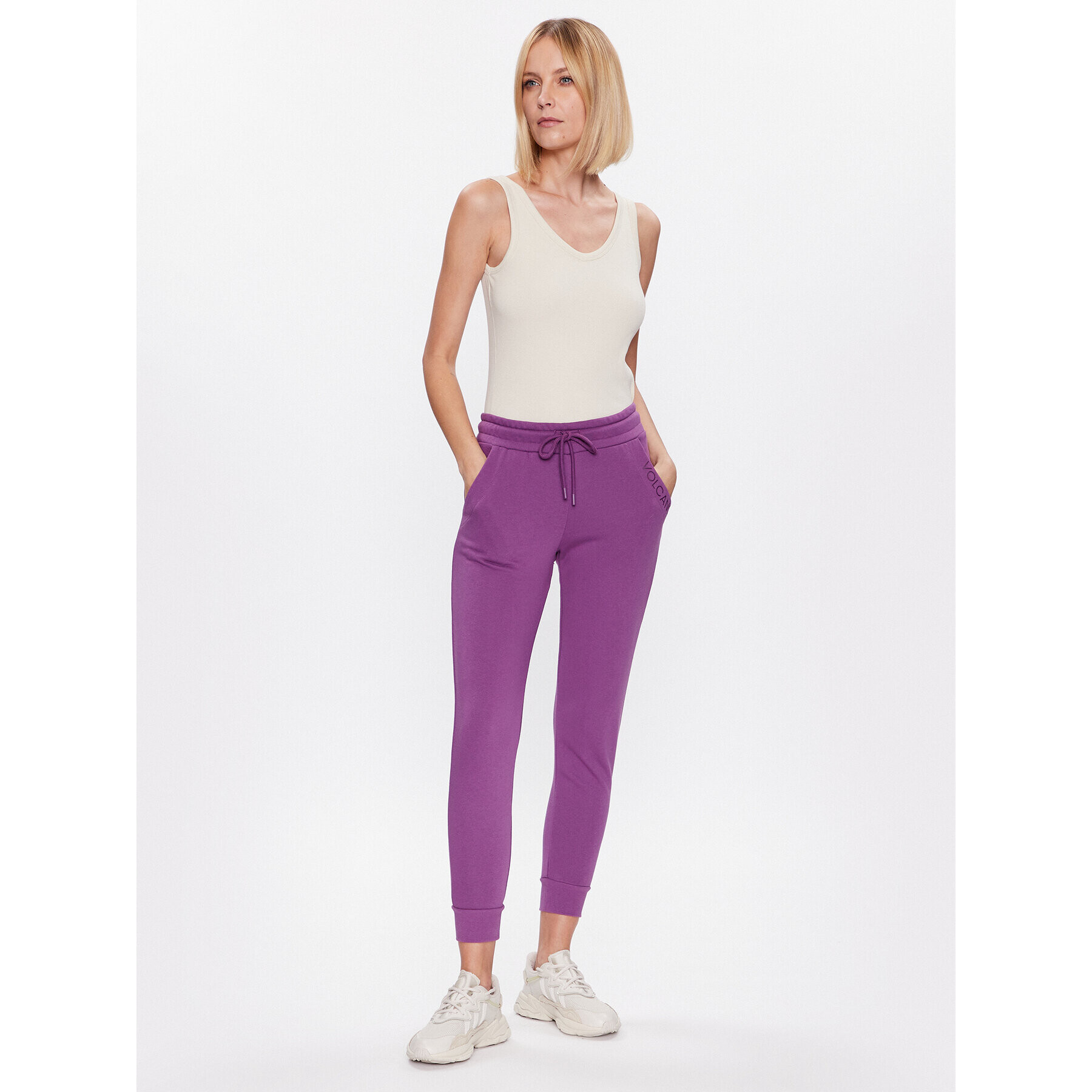 Volcano топ T-Ida L02309-S23 Екрю Slim Fit - Pepit.bg