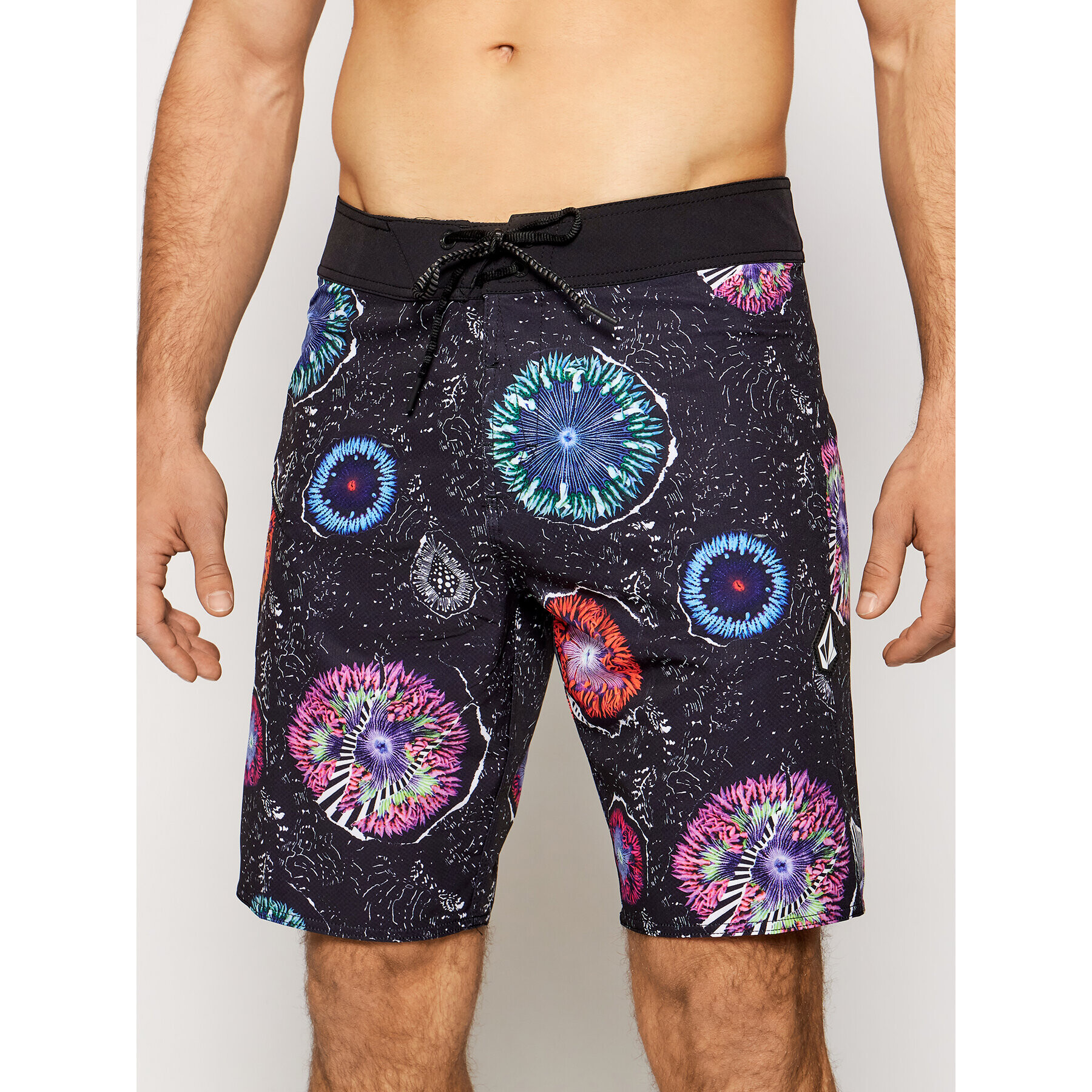 Volcom Плувни шорти Coral Morph 20 A0812107 Черен Regular Fit - Pepit.bg