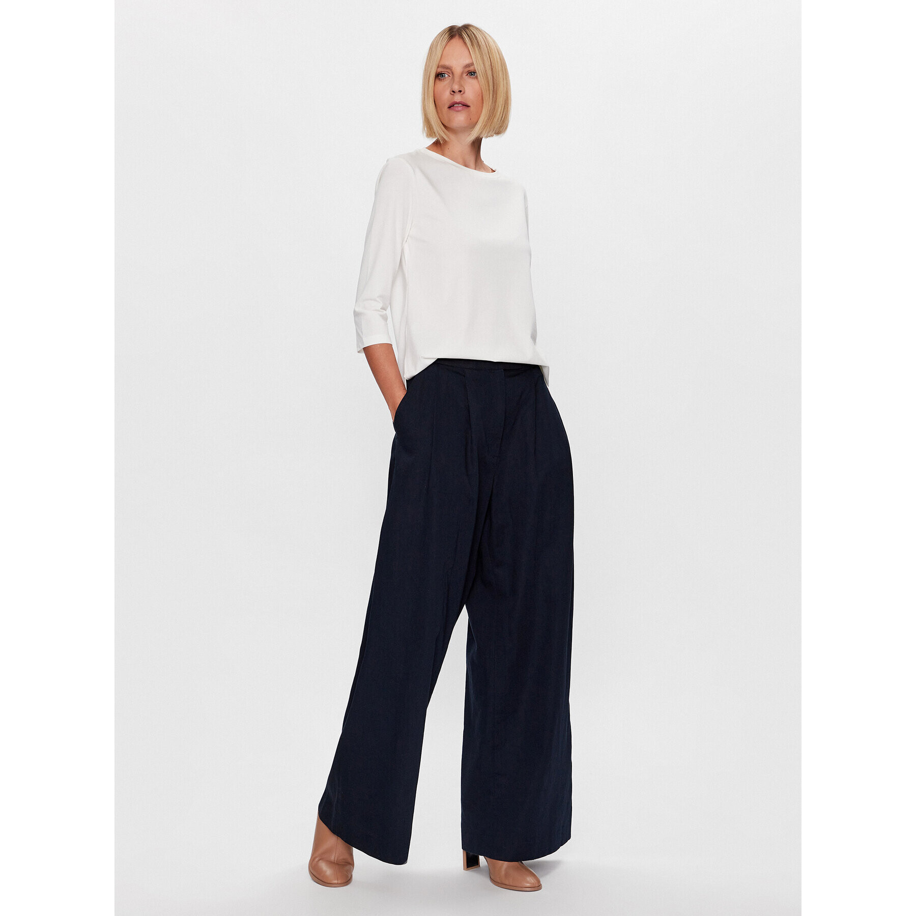 Weekend Max Mara Блуза Multia 23594604 Бял Regular Fit - Pepit.bg
