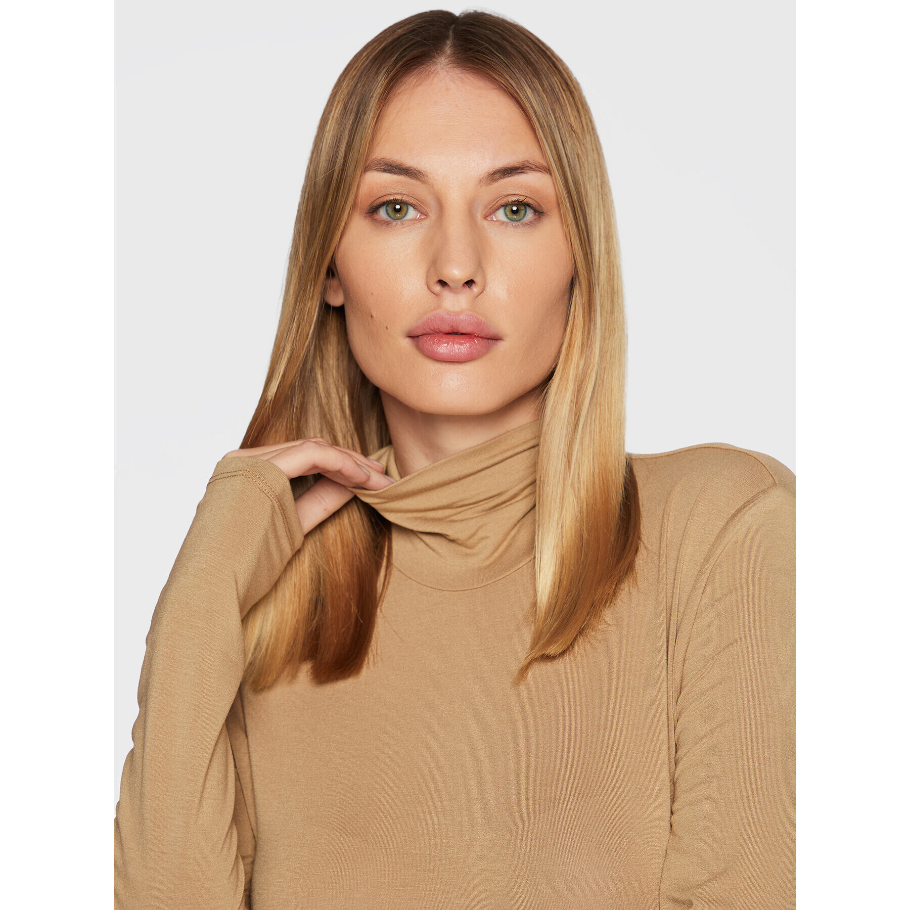 Weekend Max Mara Блуза Multif 59460123 Бежов Slim Fit - Pepit.bg