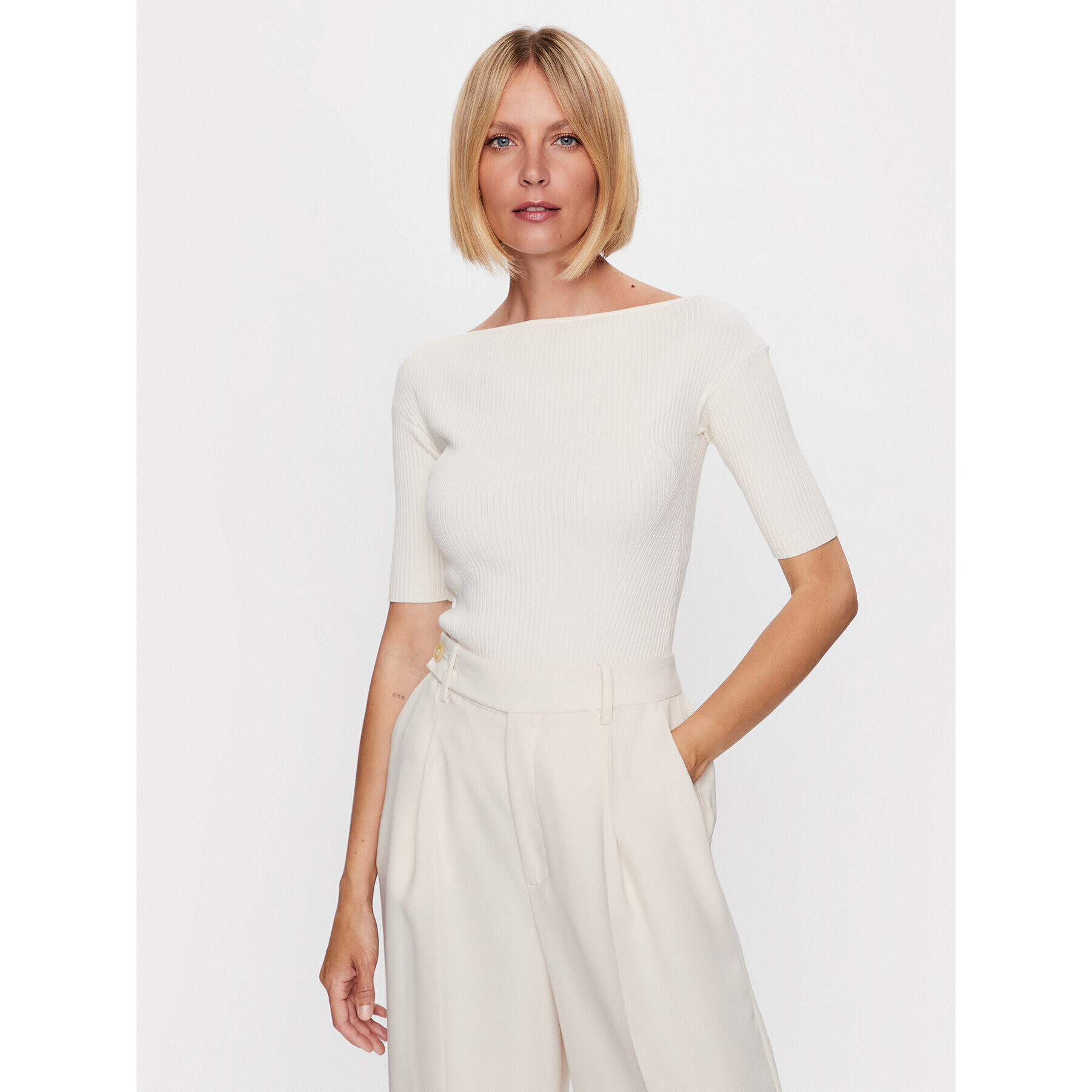 Weekend Max Mara Блуза Soraia 23536606 Екрю Slim Fit - Pepit.bg