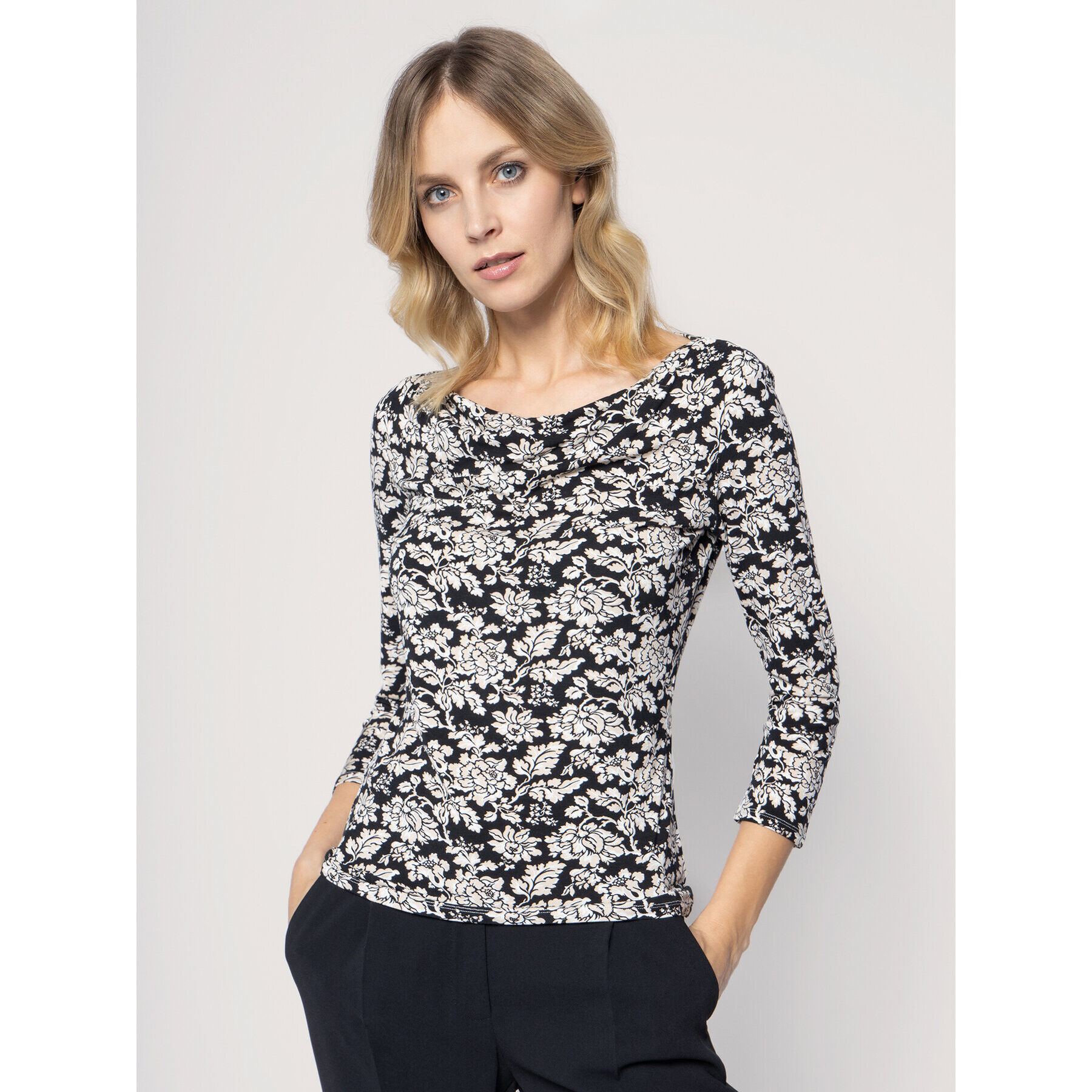 Weekend Max Mara Блуза Tirsi 59410607 Черен Slim Fit - Pepit.bg