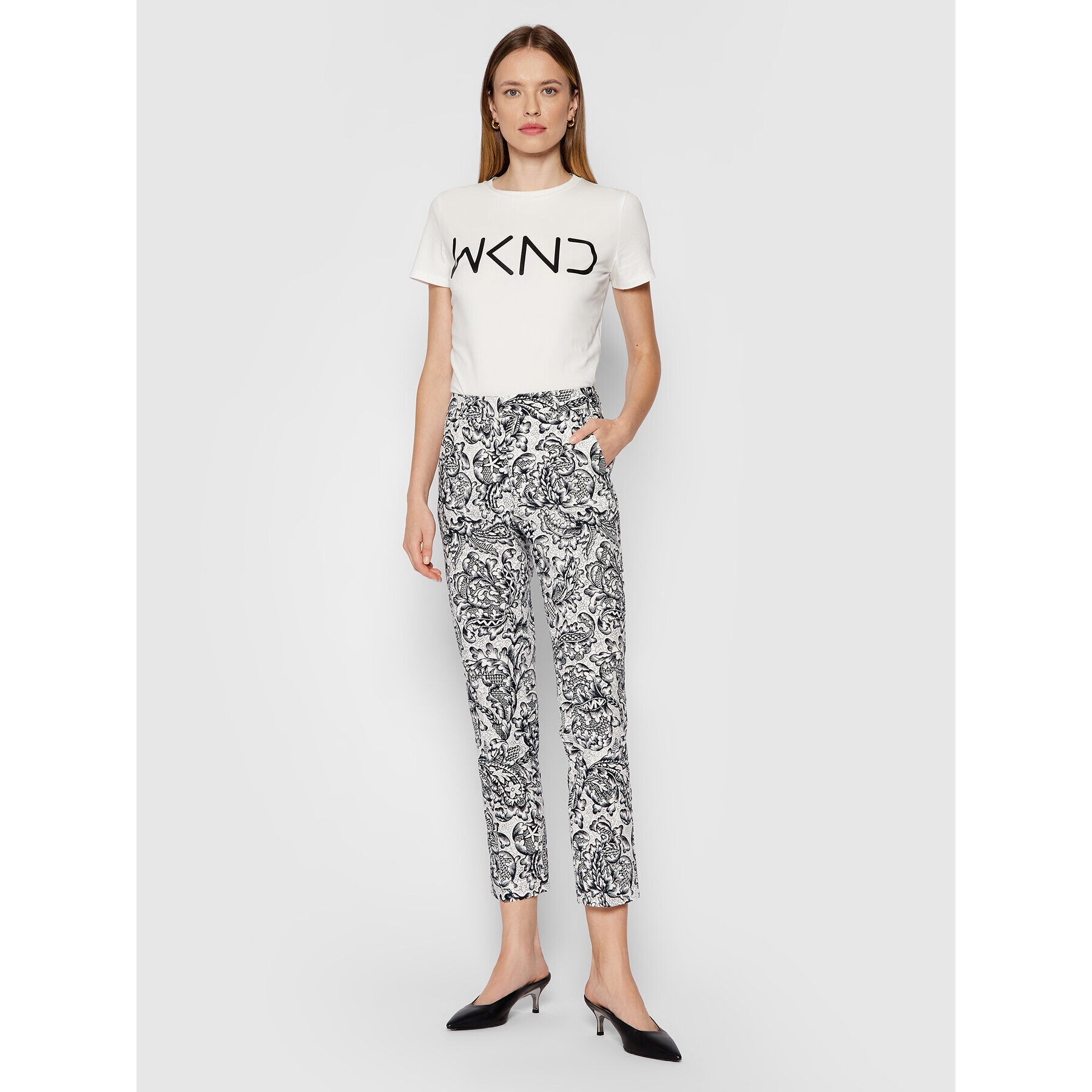 Weekend Max Mara Чино панталони Esule 51361219 Бял Slim Fit - Pepit.bg