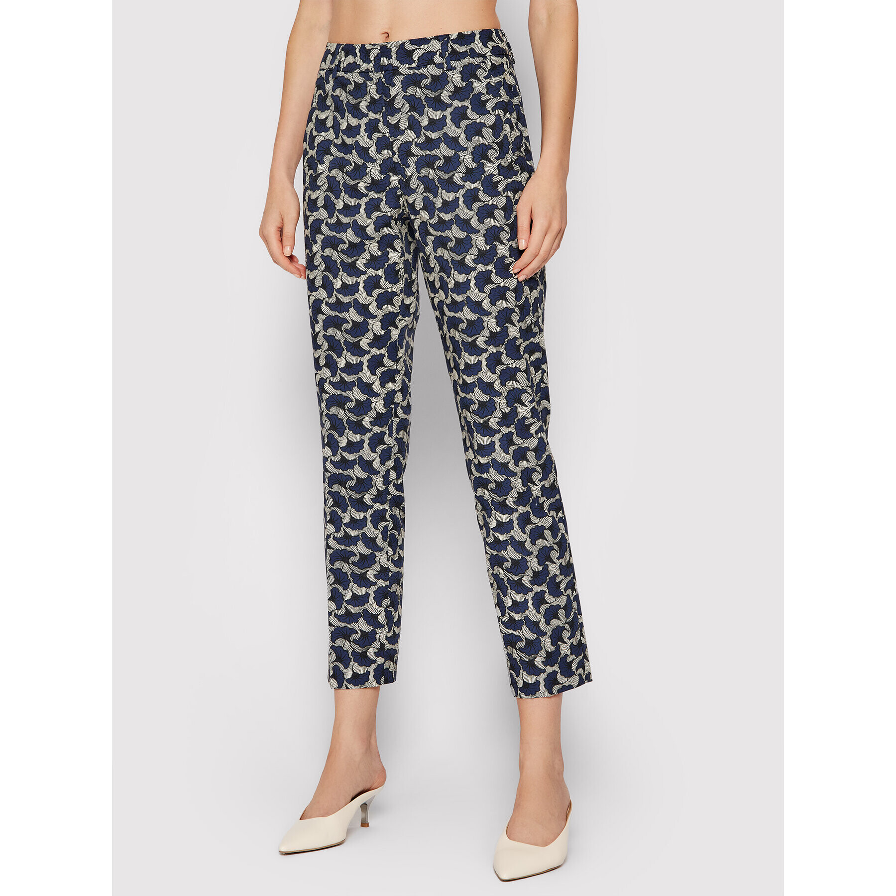 Weekend Max Mara Чино панталони Esule 51361219 Син Slim Fit - Pepit.bg