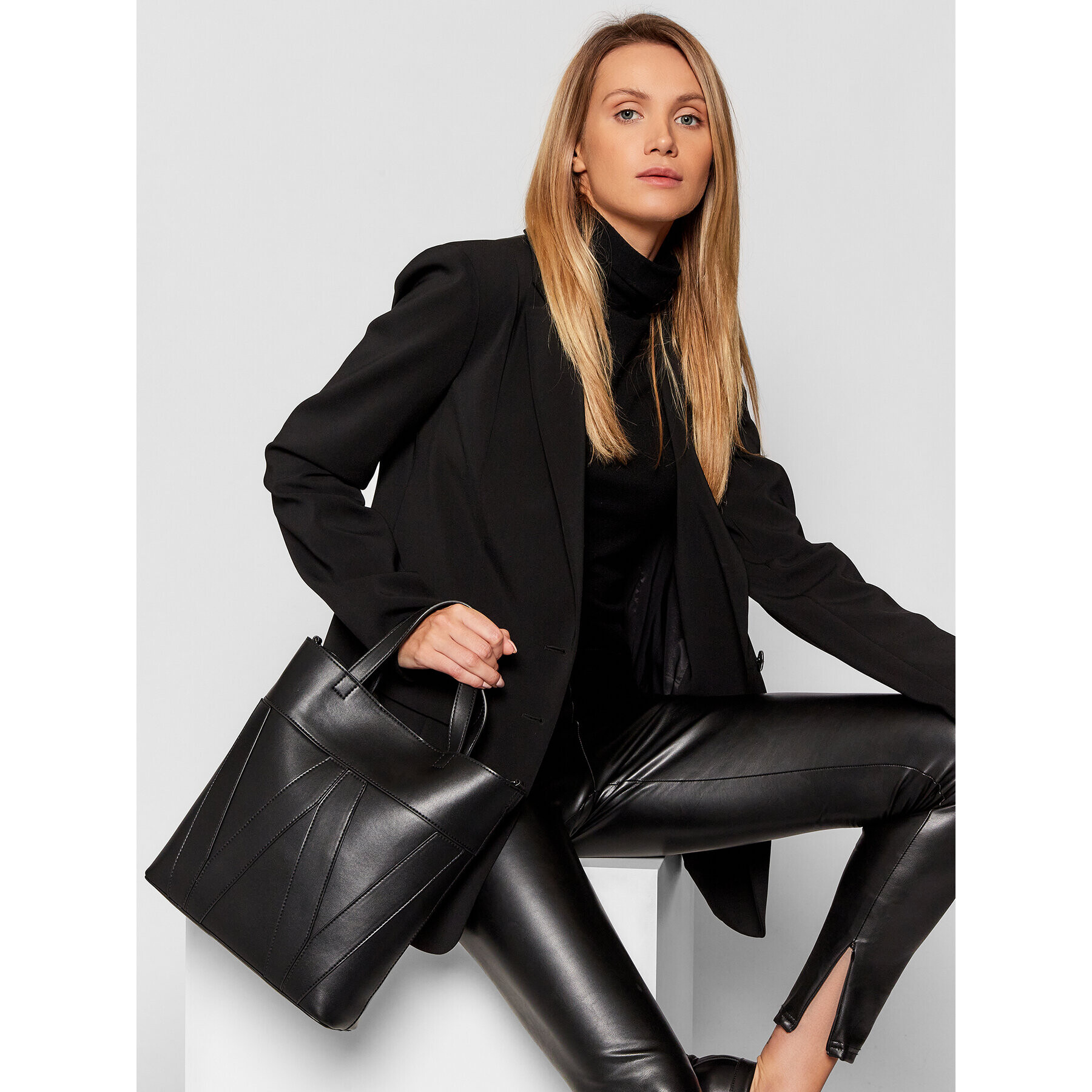 Weekend Max Mara Дамска чанта Panino 55161612600 Черен - Pepit.bg