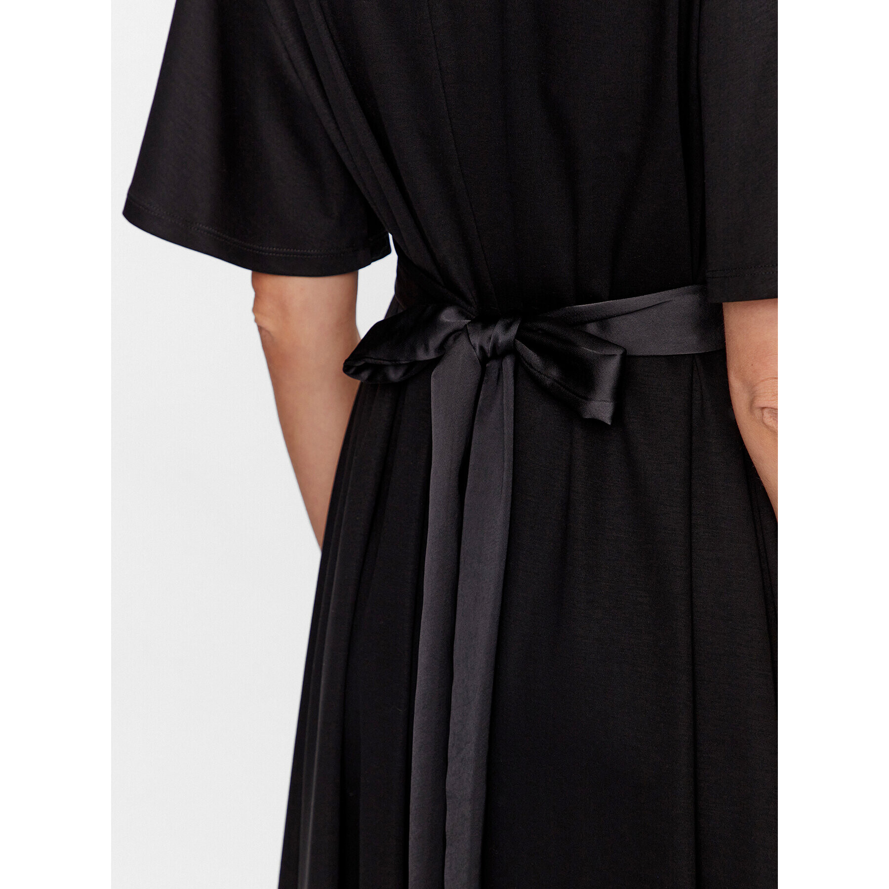 Weekend Max Mara Коктейлна рокля Minnie 23562607 Черен Regular Fit - Pepit.bg