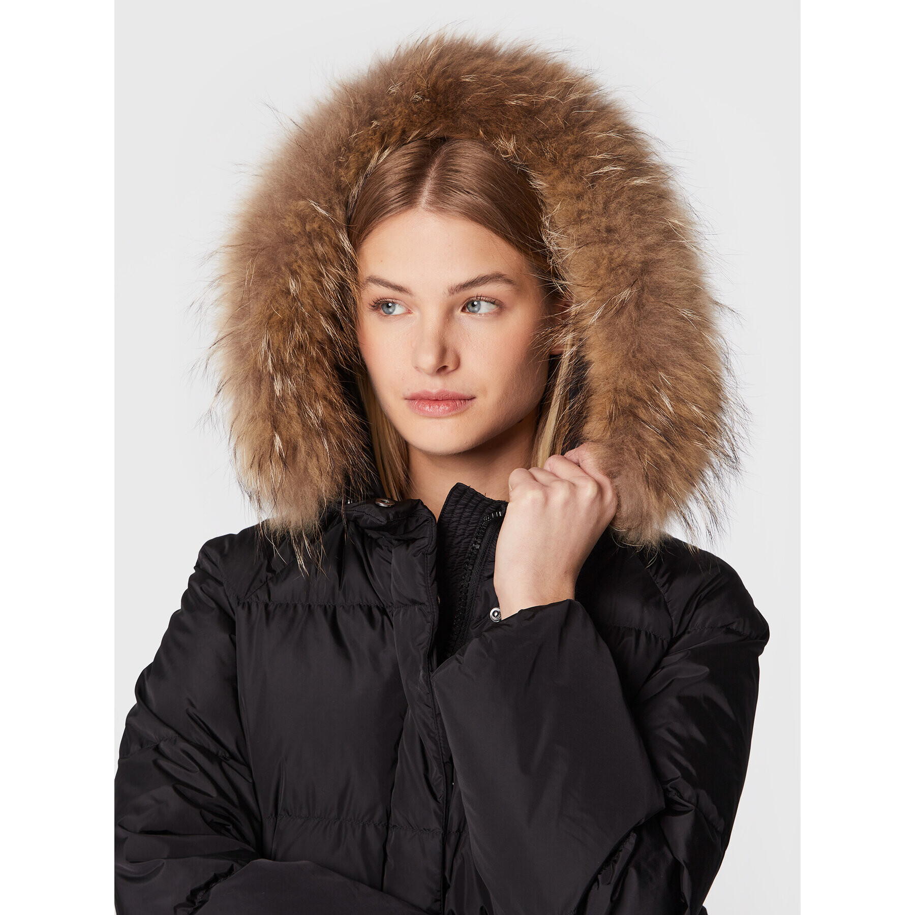 Weekend Max Mara Пухено яке Bembo 54961123 Черен Regular Fit - Pepit.bg