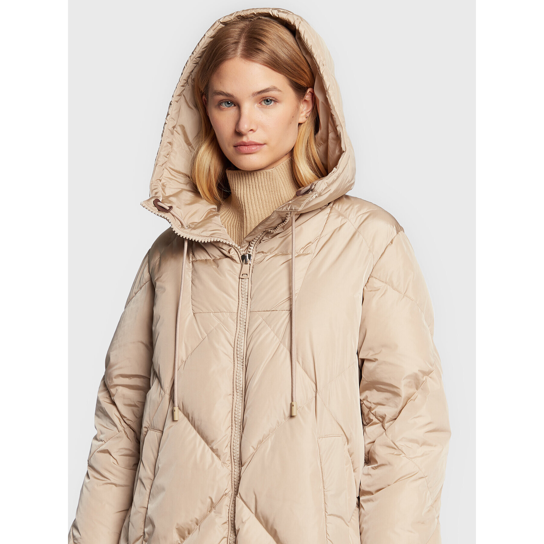 Weekend Max Mara Пухено яке Milord 54960123 Бежов Regular Fit - Pepit.bg