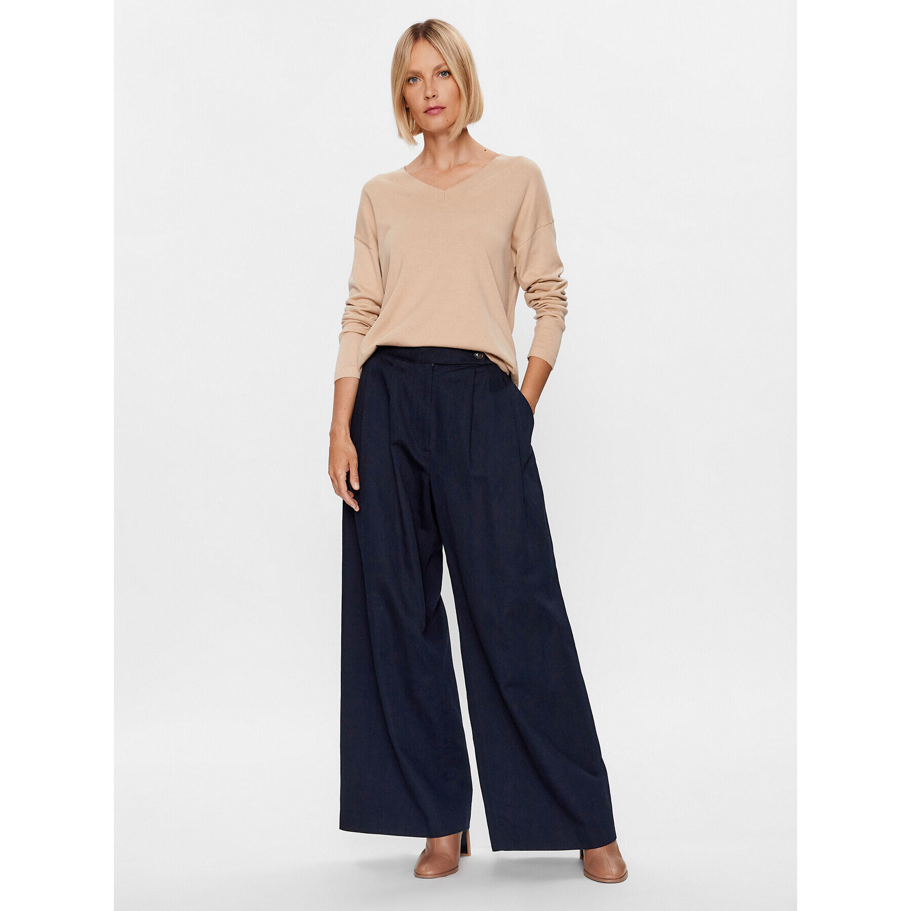 Weekend Max Mara Пуловер Martina 23536609 Бежов Regular Fit - Pepit.bg