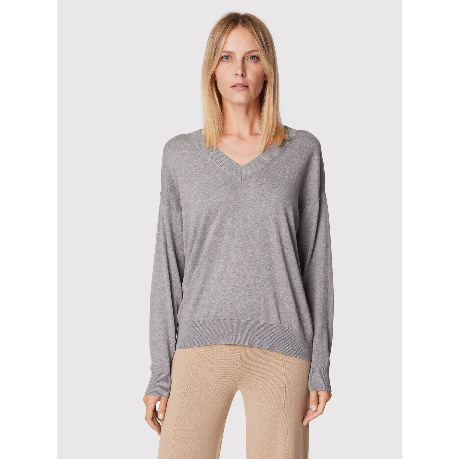 Weekend Max Mara Пуловер Martina 53660729 Сив Relaxed Fit - Pepit.bg