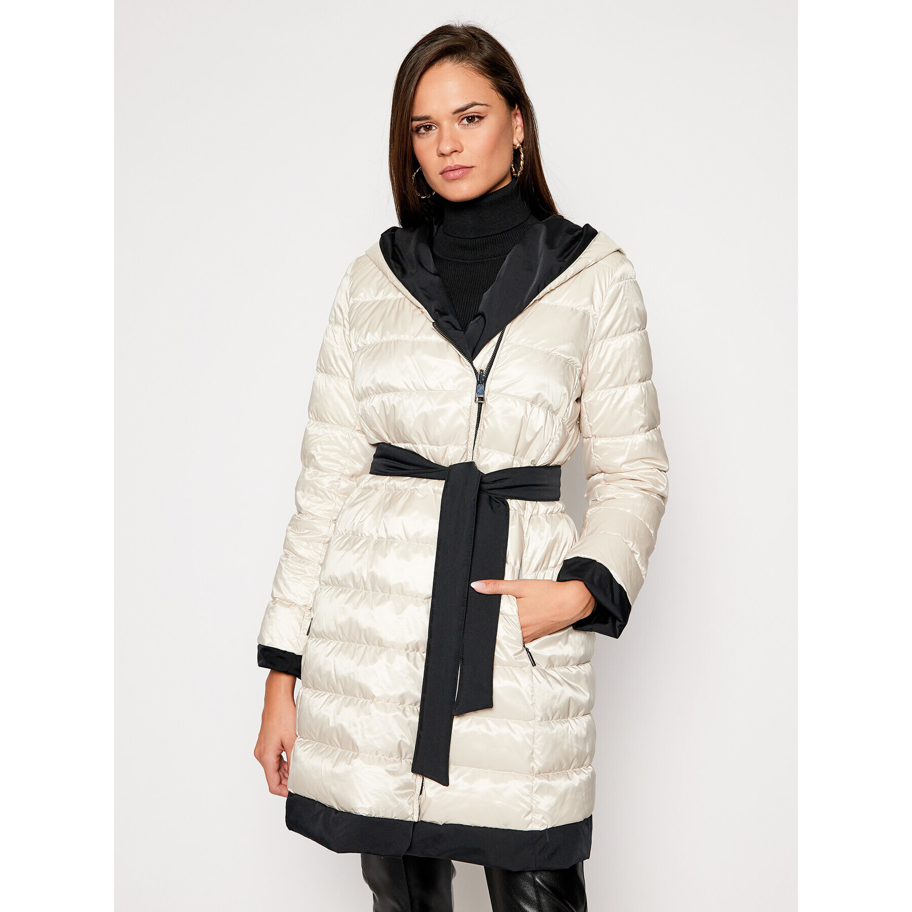Weekend Max Mara Зимно палто Eguale 54960503 Черен Regular Fit - Pepit.bg