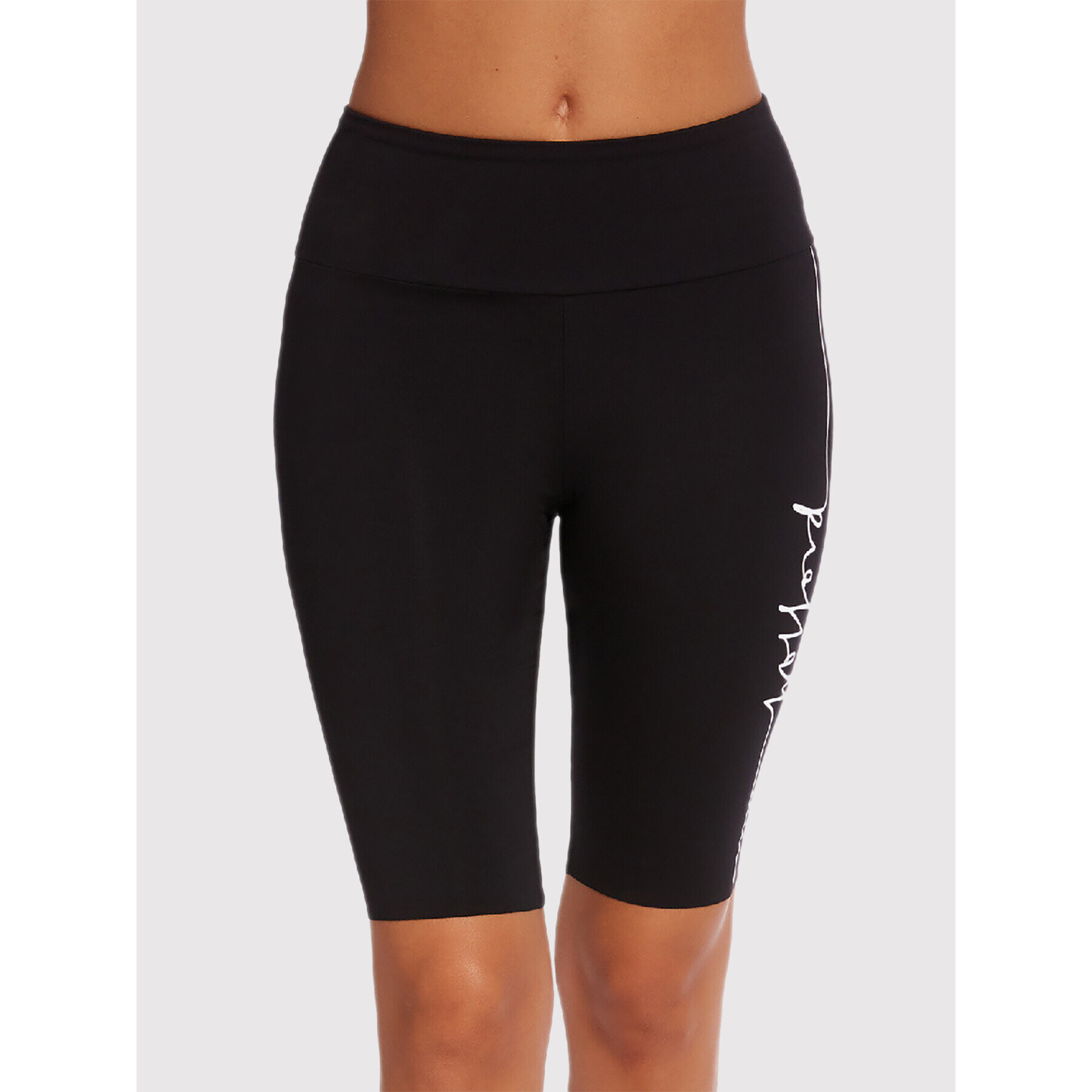 Wolford Спортни шорти Logo Script Biker 19316 Черен Slim Fit - Pepit.bg
