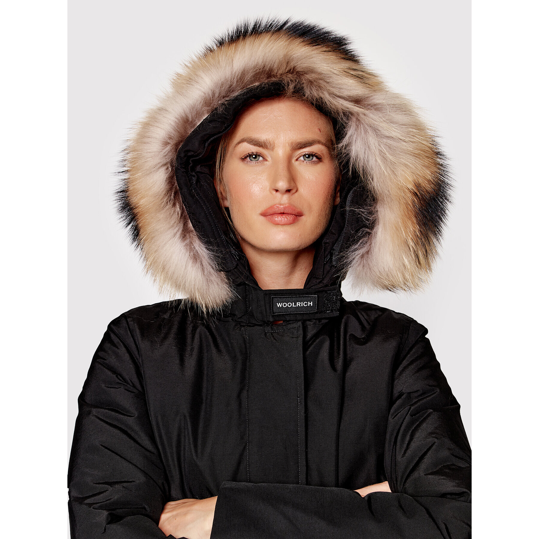 Woolrich Пухено яке Arctic Raccoon CFWWOU0548FRUT0001 Черен Regular Fit - Pepit.bg