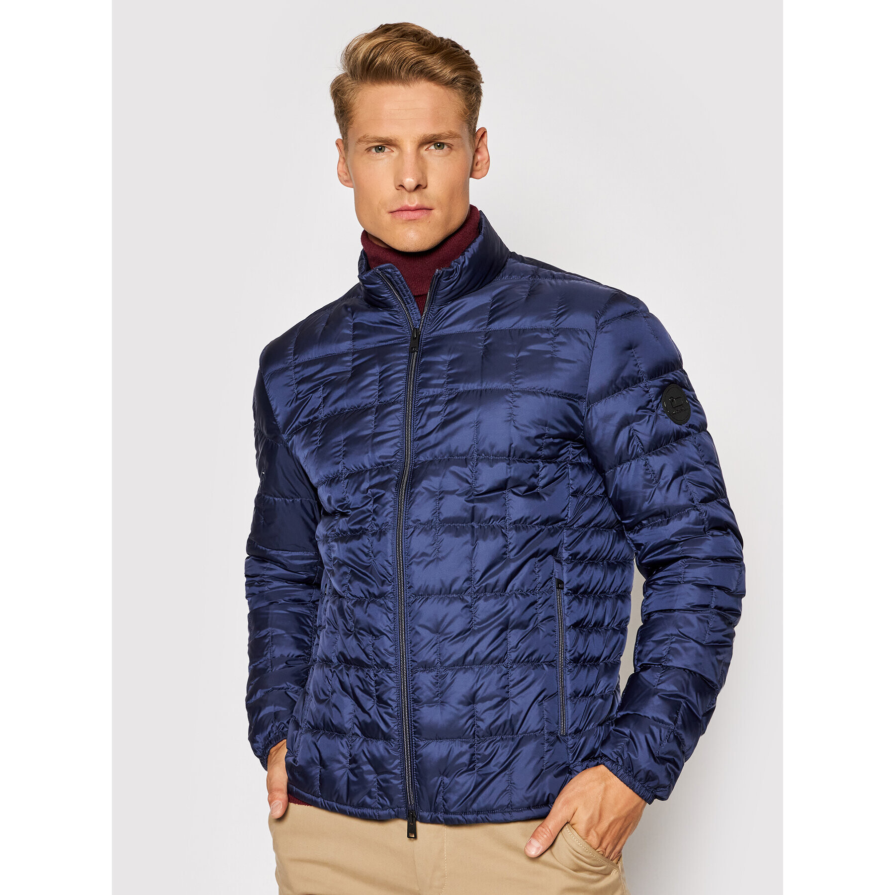 Woolrich Пухено яке Deepsix CFWOOU0426MRUT2686 Тъмносин Regular Fit - Pepit.bg