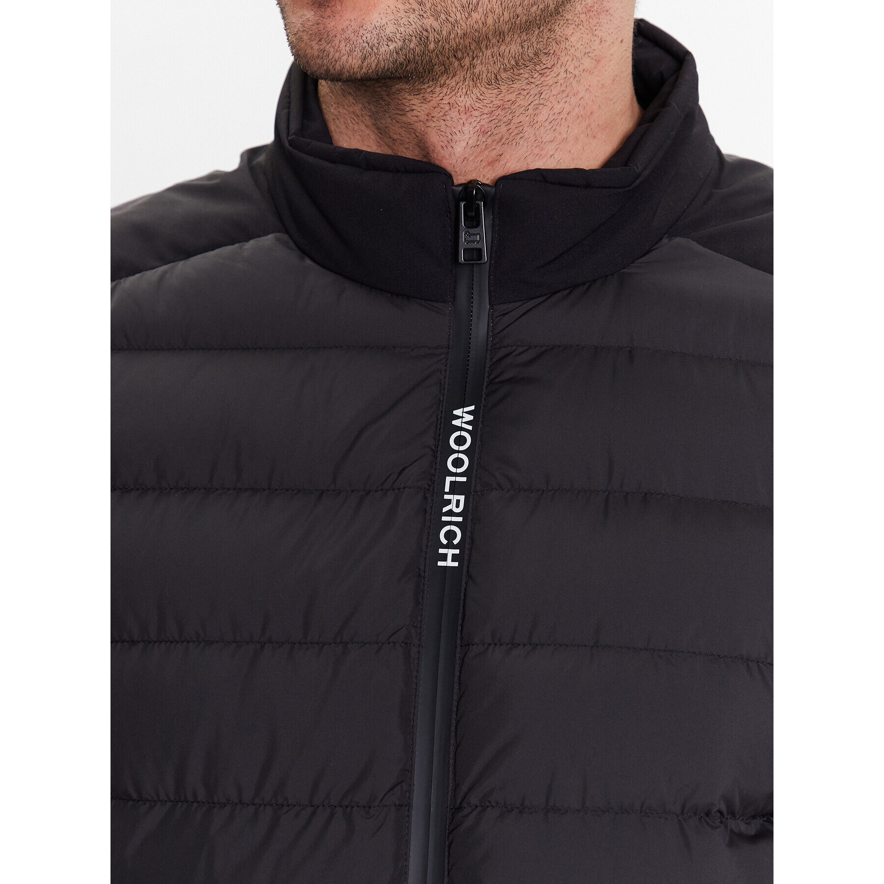 Woolrich Пухено яке Bering CFWOOU0697MRUT2635 Черен Regular Fit - Pepit.bg